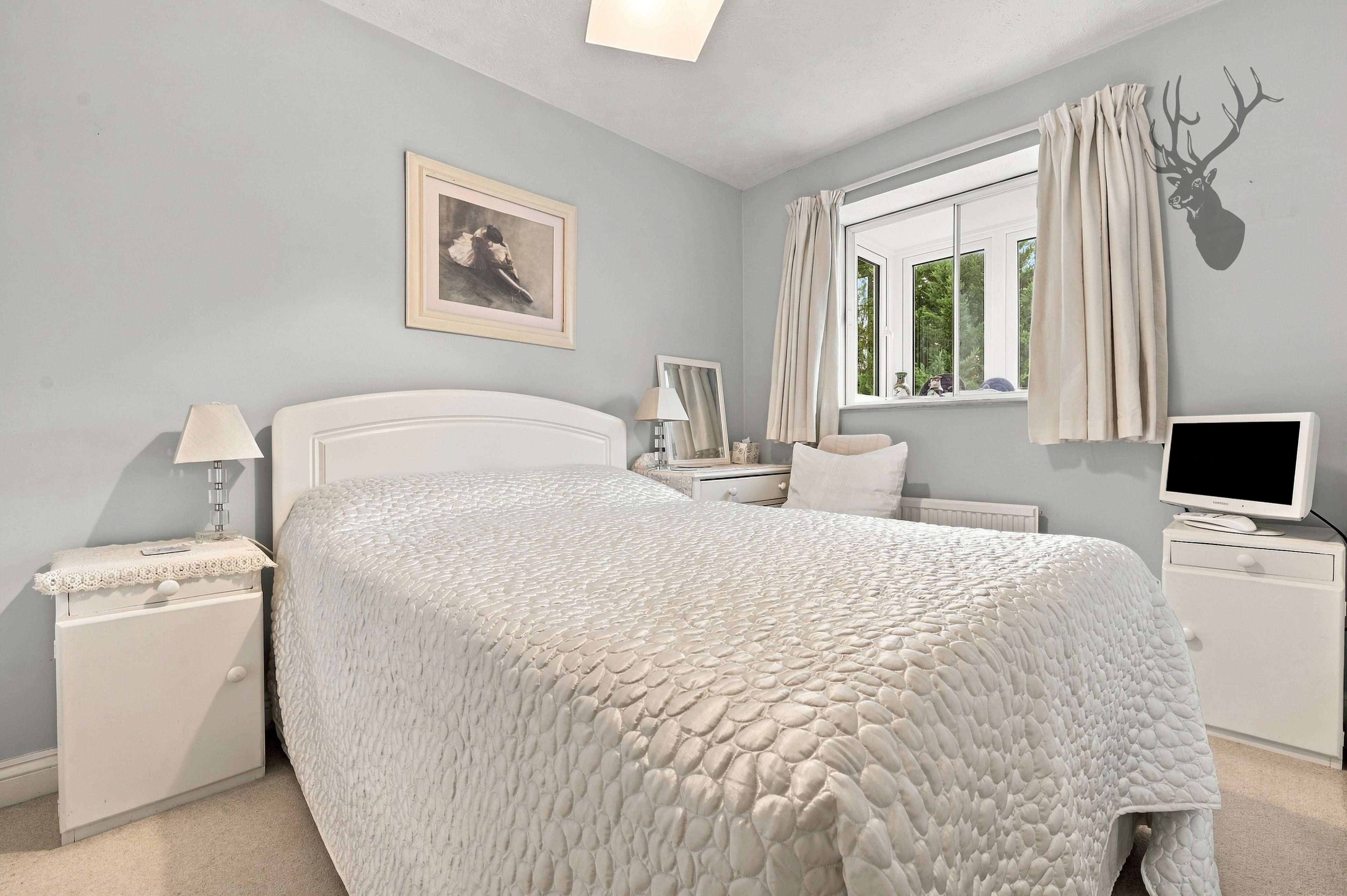 3 bedroom mid-terraced house for sale, Slade End, Epping, CM16, photo 10 of 17