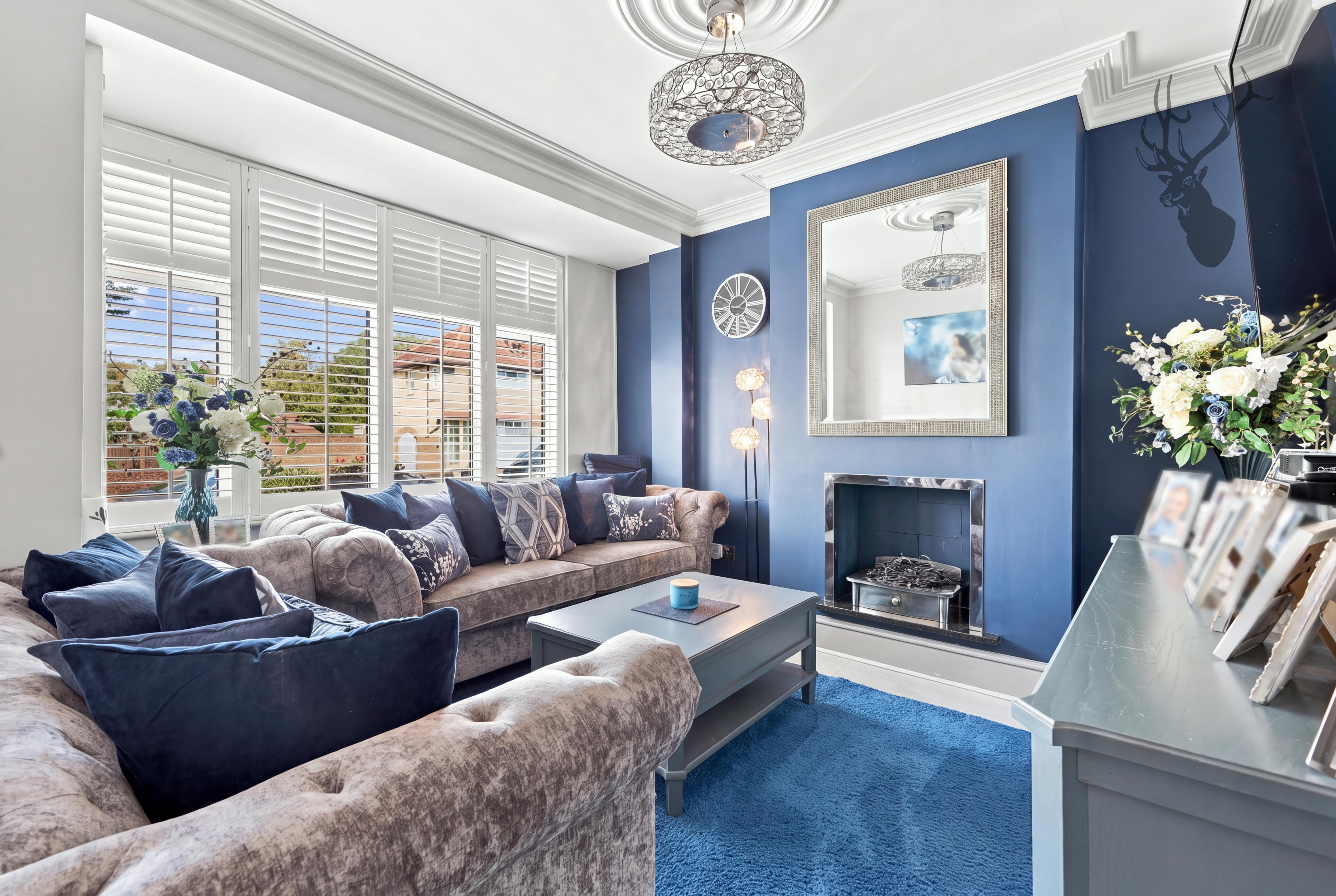 4 bedroom semi detached house for sale, Harold Road, London, E4, photo 2