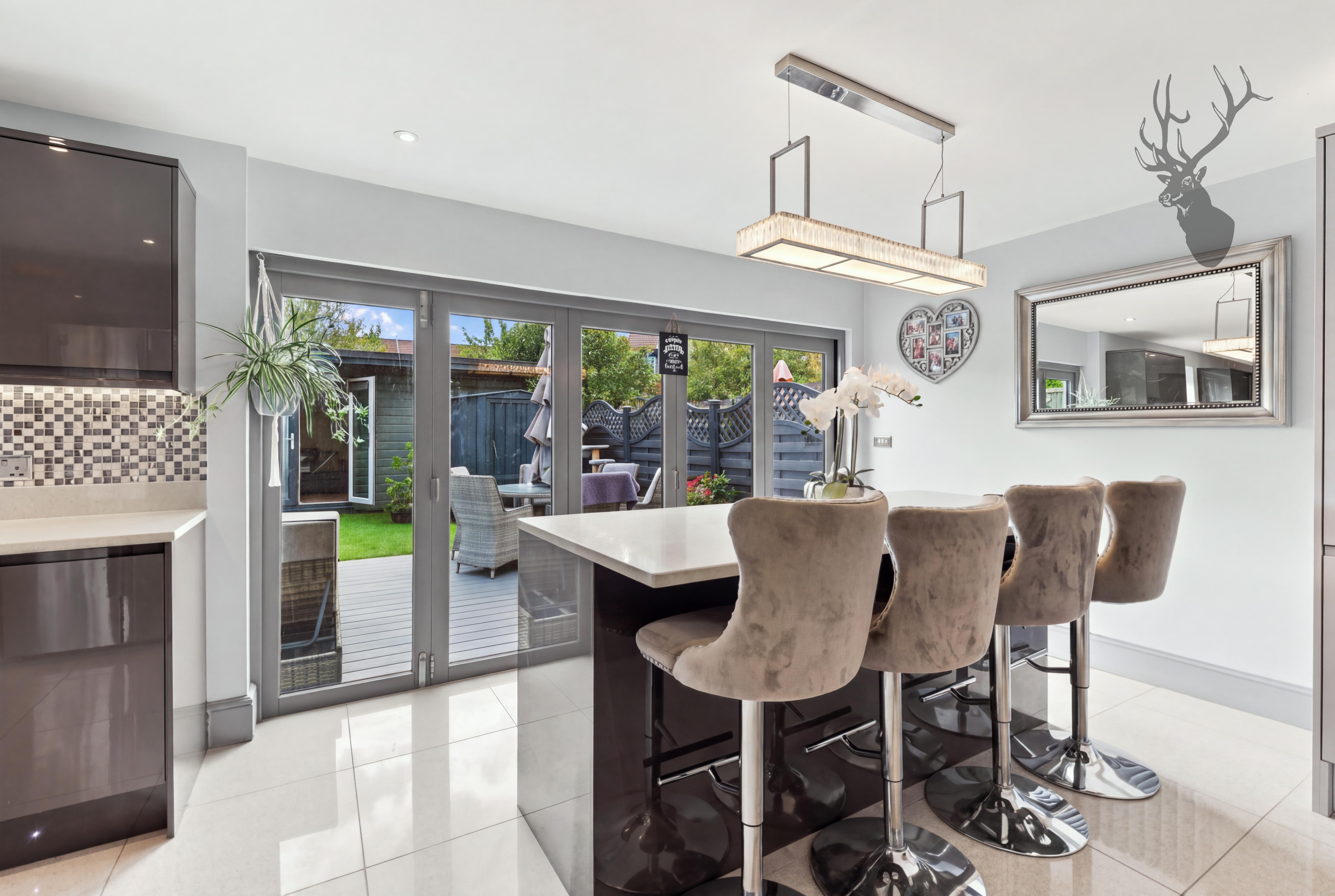 4 bedroom semi detached house for sale, Harold Road, London, E4, photo 8 of 20