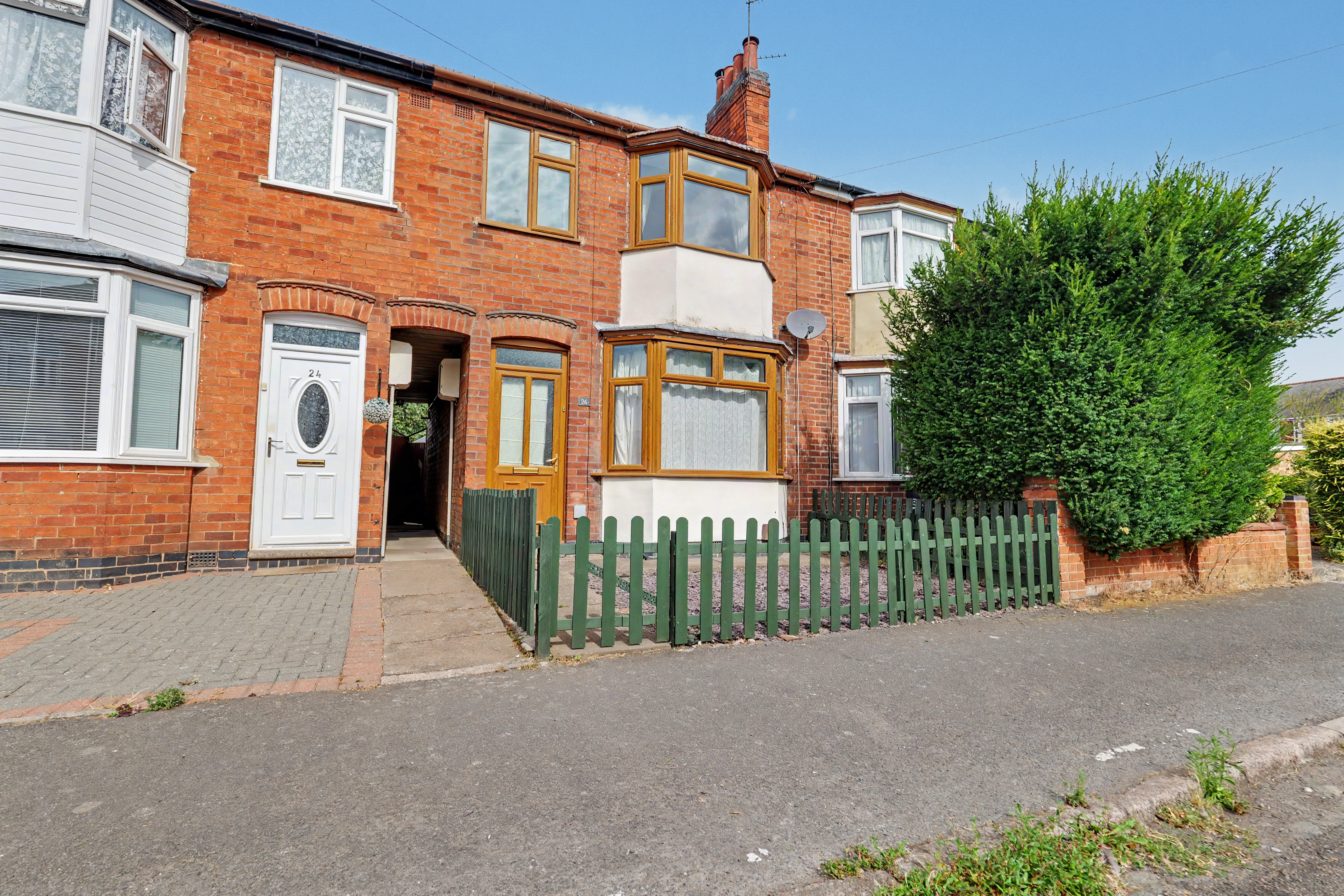 3 bedroom terraced house for sale, Linden Road, Loughborough, LE11