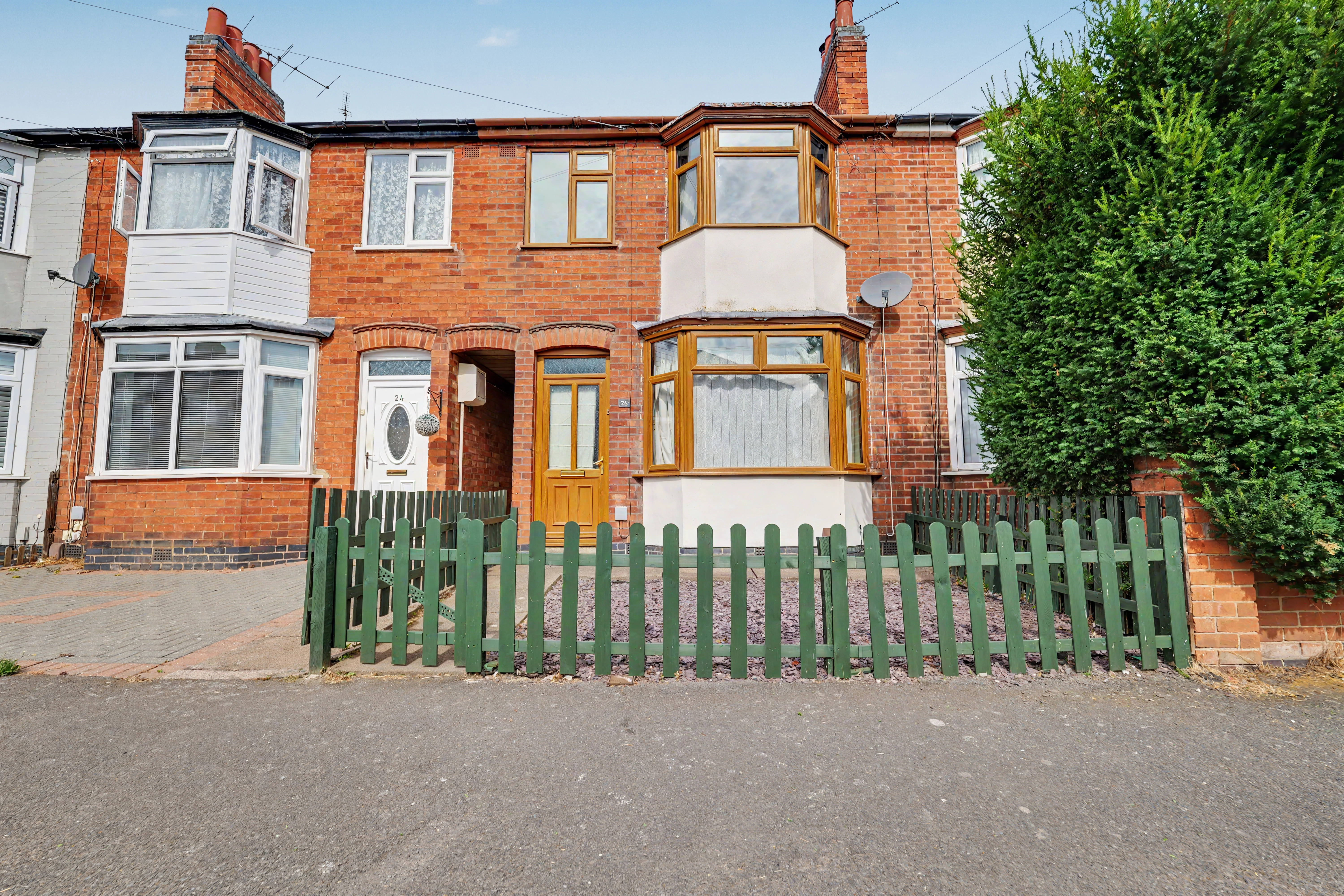 3 bedroom terraced house for sale, Linden Road, Loughborough, LE11