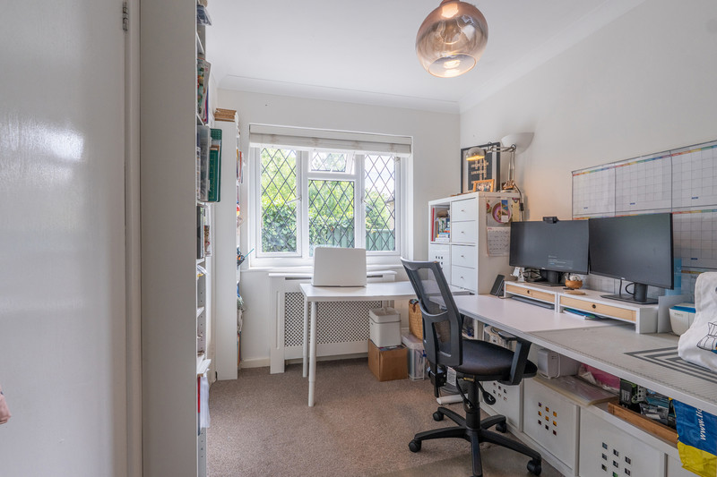 4 bedroom for sale, Salisbury Road, Andover, SP10, photo 10 of 13