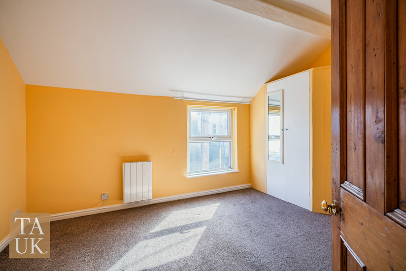 2 bedroom for sale, Beaumaris Road, Beaumaris, LL58, photo 11 of 20