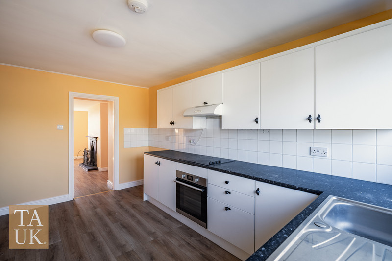 2 bedroom for sale, Beaumaris Road, Beaumaris, LL58, photo 5