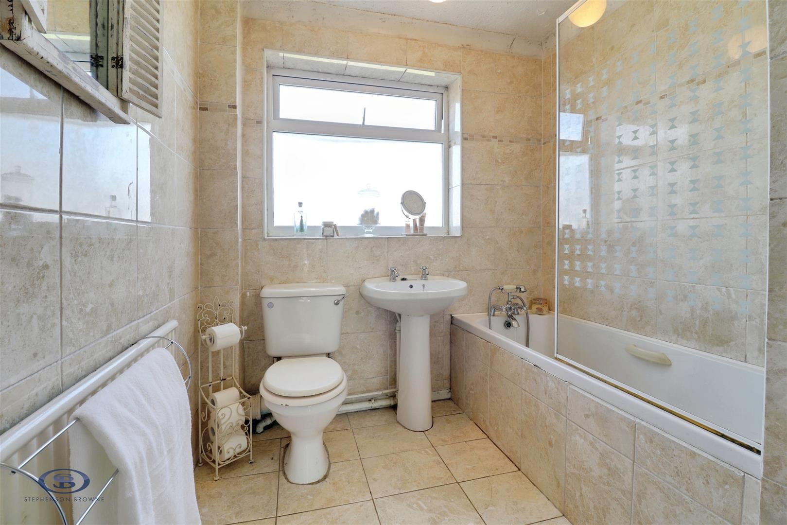 4 bedroom house for sale, Cranfield Drive, Stoke-On-Trent, ST7, photo 15 of 18