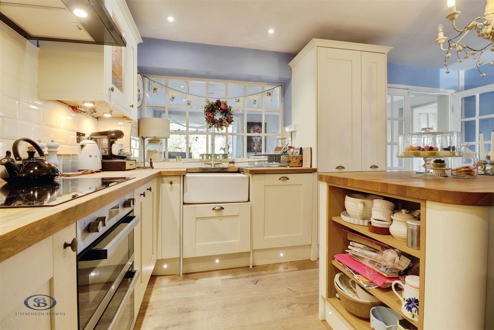4 bedroom house for sale, Cranfield Drive, Stoke-On-Trent, ST7, photo 3