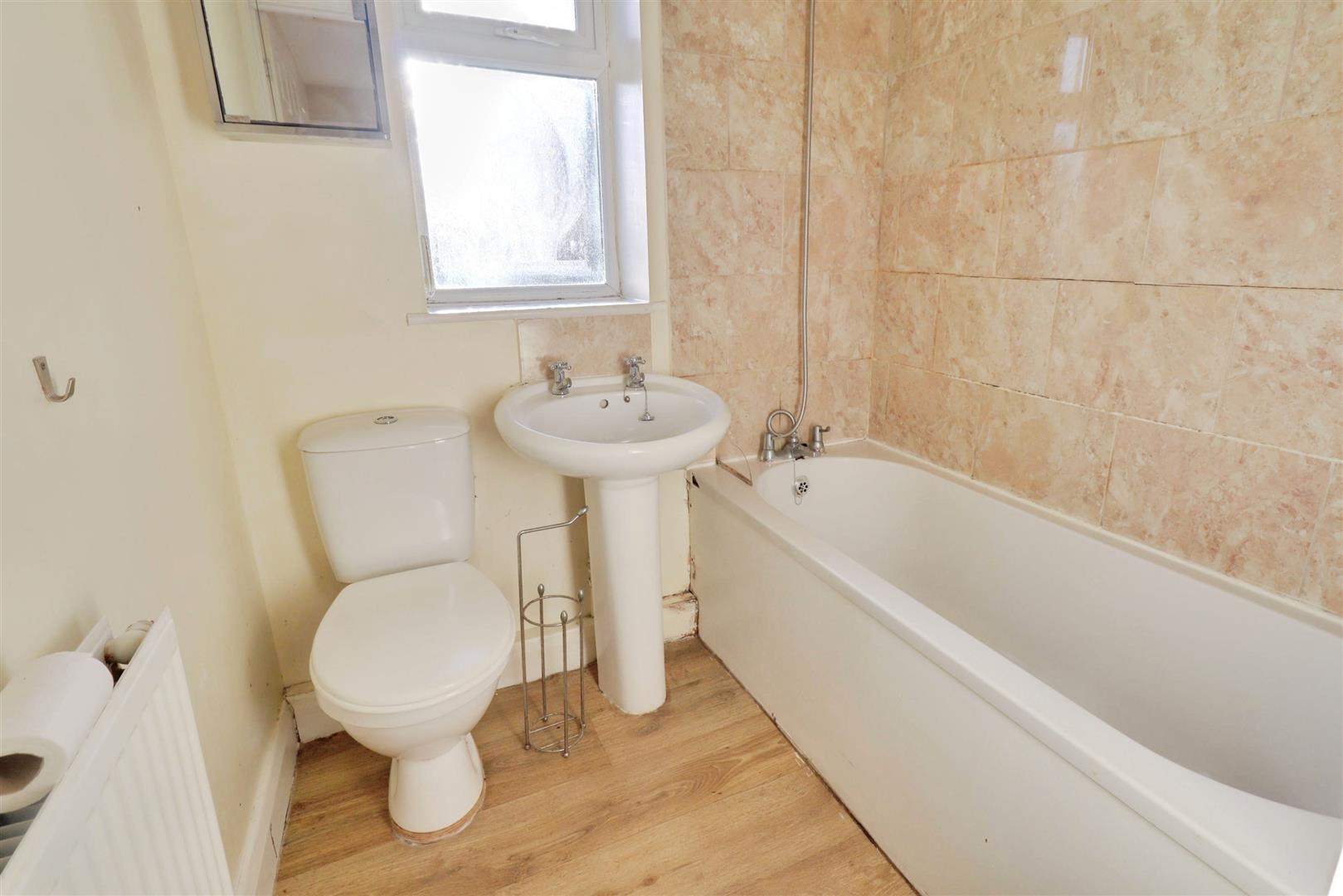 3 bedroom house for sale, Brook Close, Crewe, CW1, photo 16 of 19