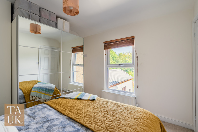 3 bedroom for sale, Tyn Ronnen Bethel, Caernarfon, LL55, photo 11 of 20