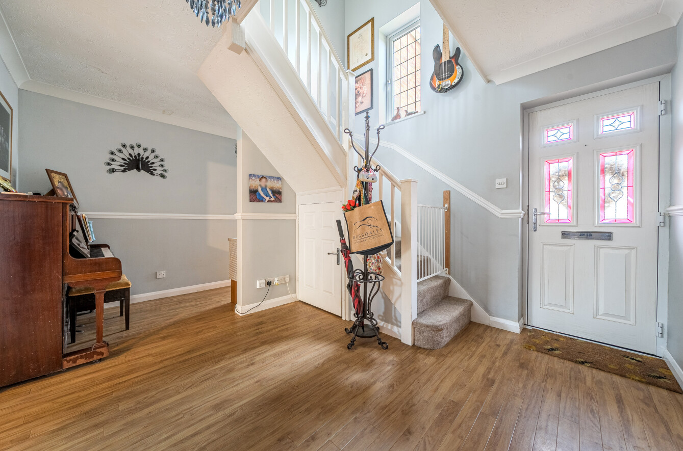 4 bedroom detached house for sale, The Bank, Huntingdon, PE28