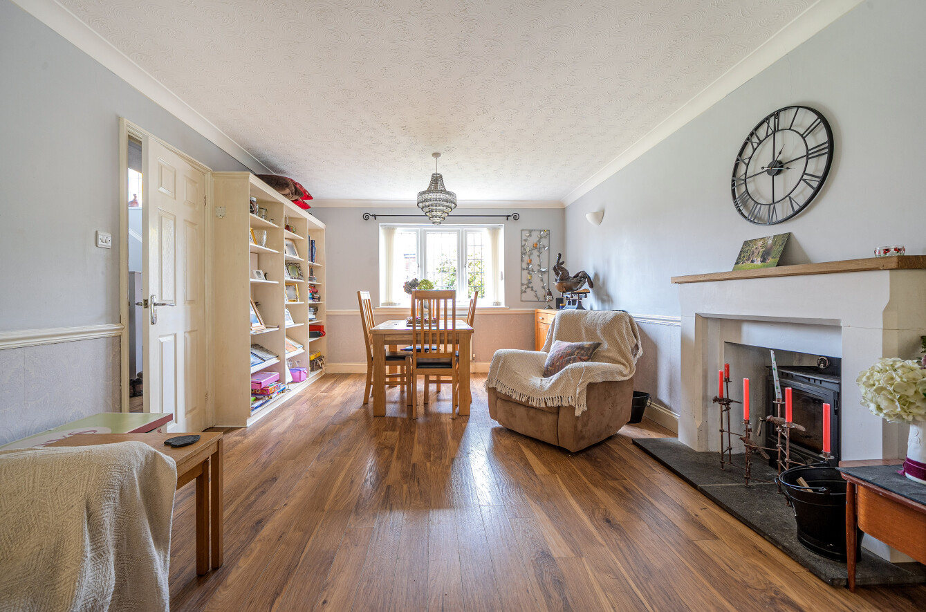 4 bedroom detached house for sale, The Bank, Huntingdon, PE28