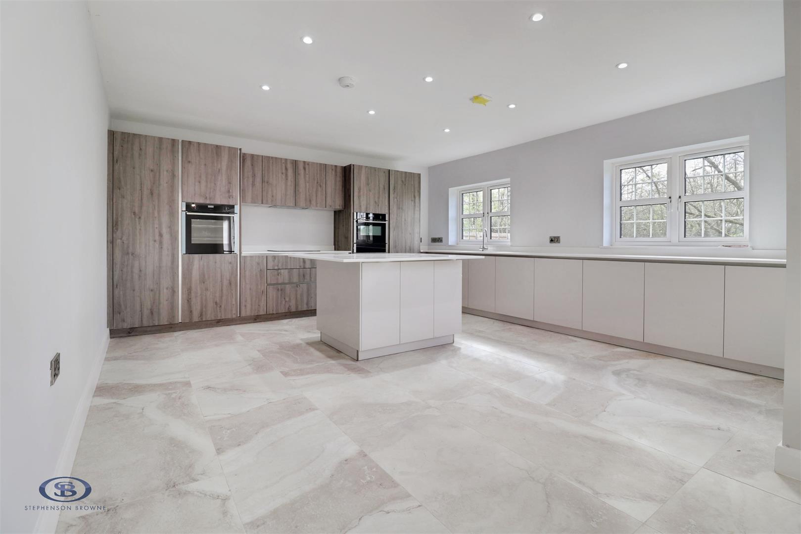 5 bedroom house for sale, Liverpool Road West, Stoke-On-Trent, ST7, photo 3