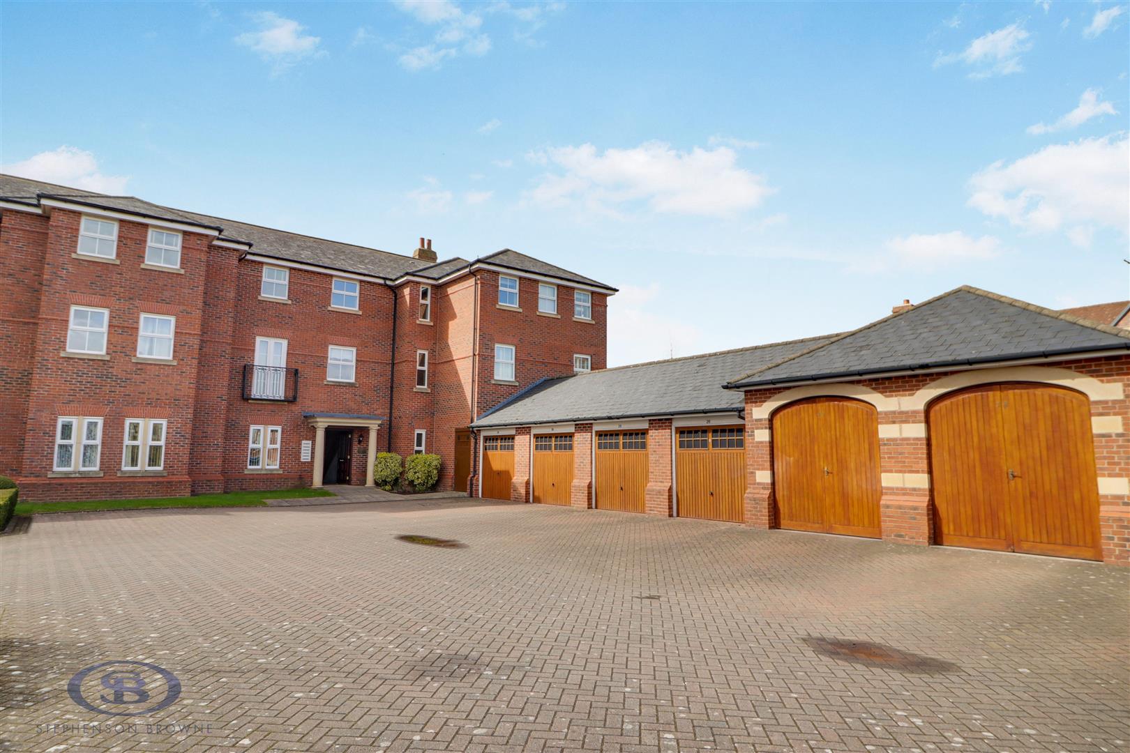 3 bedroom apartment for sale, Ashbourne Drive, Crewe, CW2, photo 19 of 20