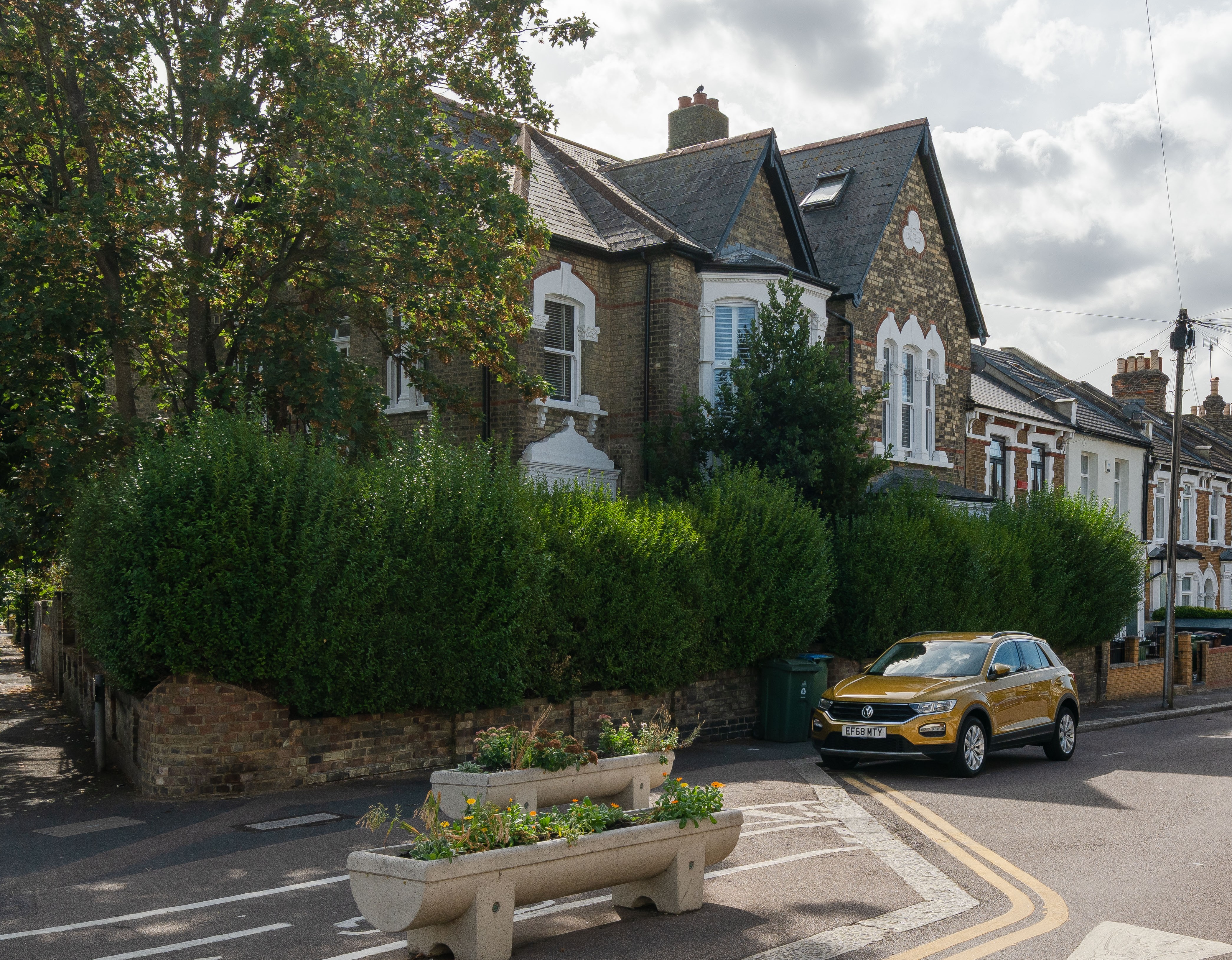 1 bedroom flat for sale, Mornington Road, London, E11, photo 2