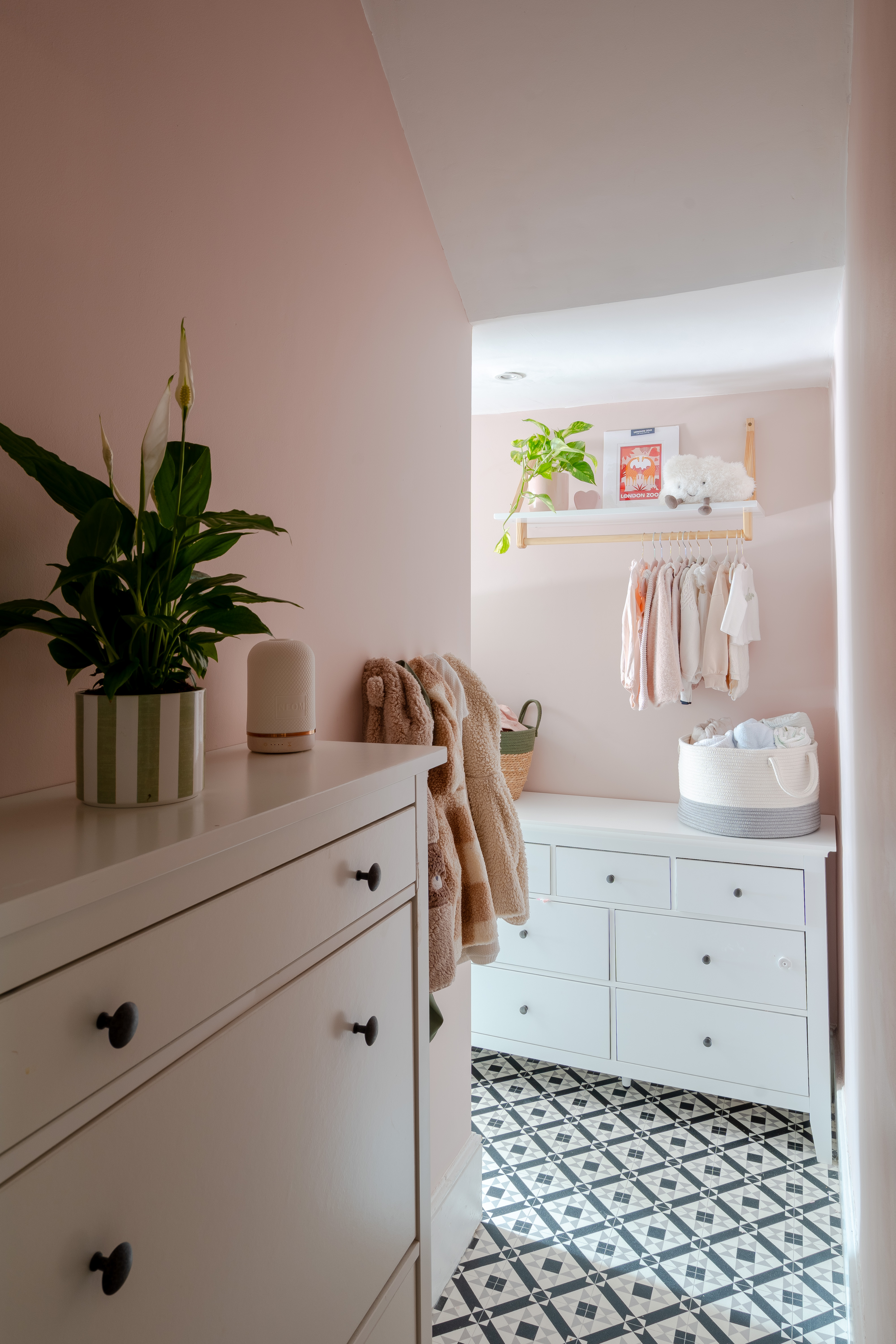 1 bedroom flat for sale, Mornington Road, London, E11, photo 16 of 20