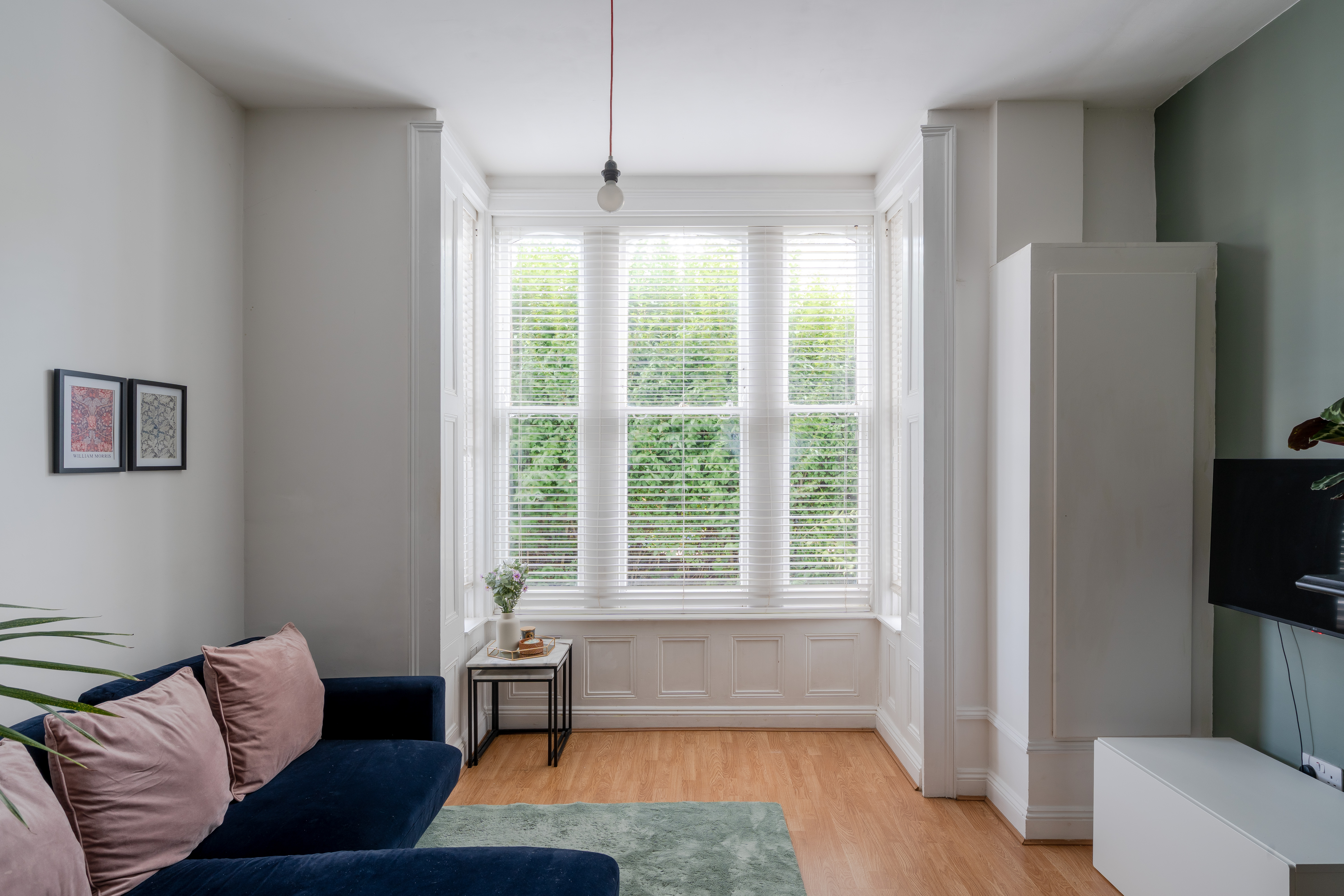 1 bedroom flat for sale, Mornington Road, London, E11, photo 3