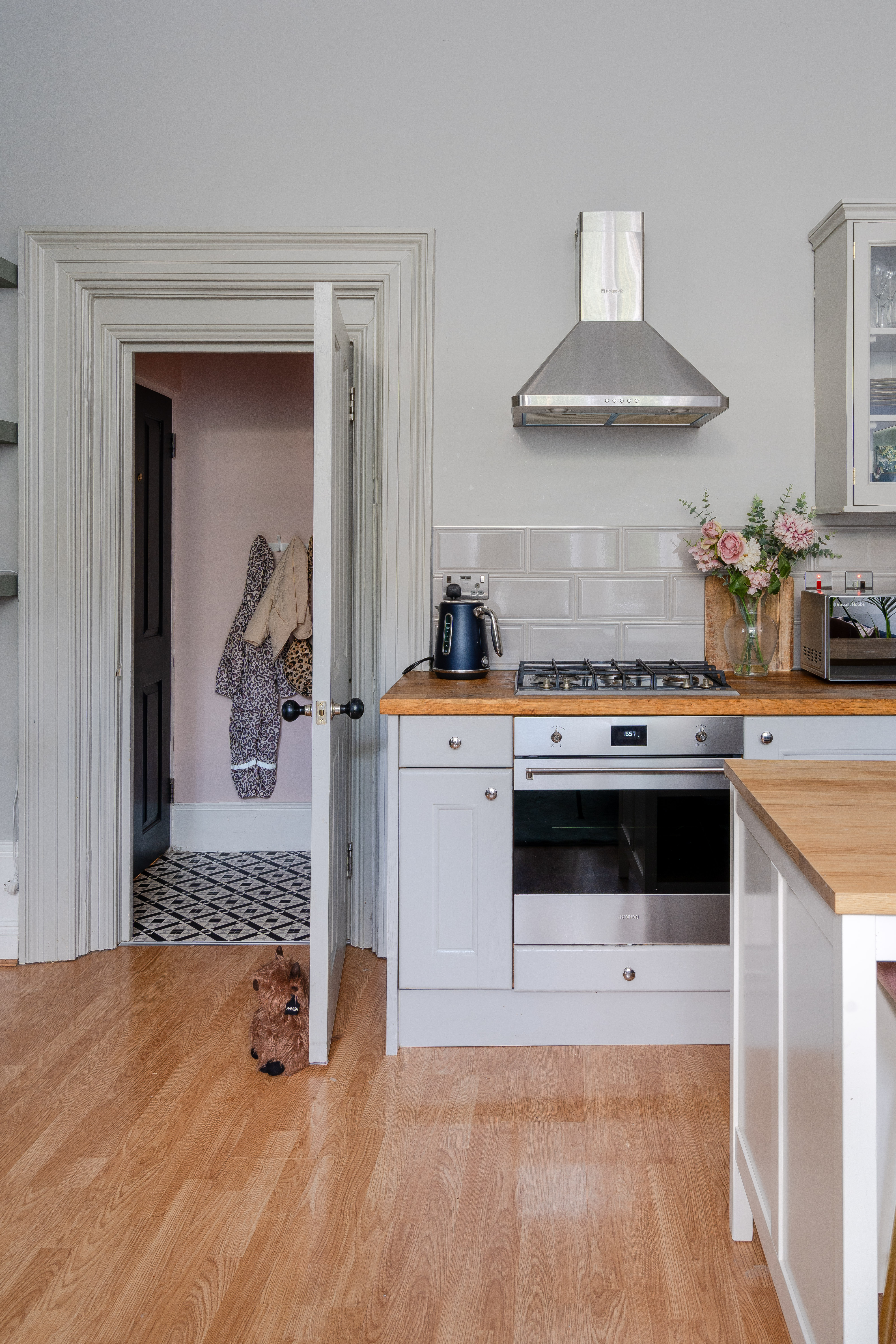 1 bedroom flat for sale, Mornington Road, London, E11, photo 9 of 20