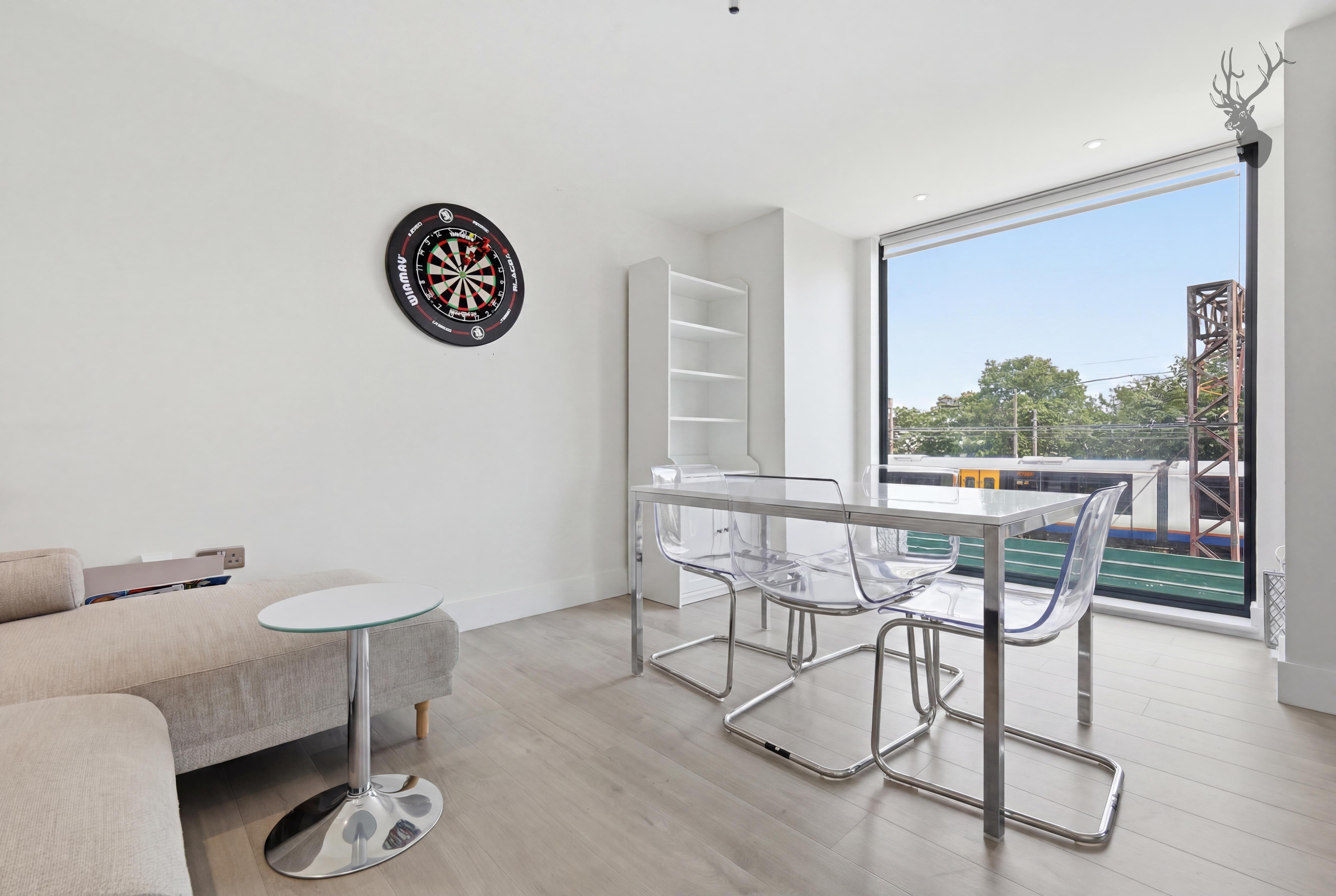 2 bedroom flat for sale, Cart Lane, London, E4, photo 4