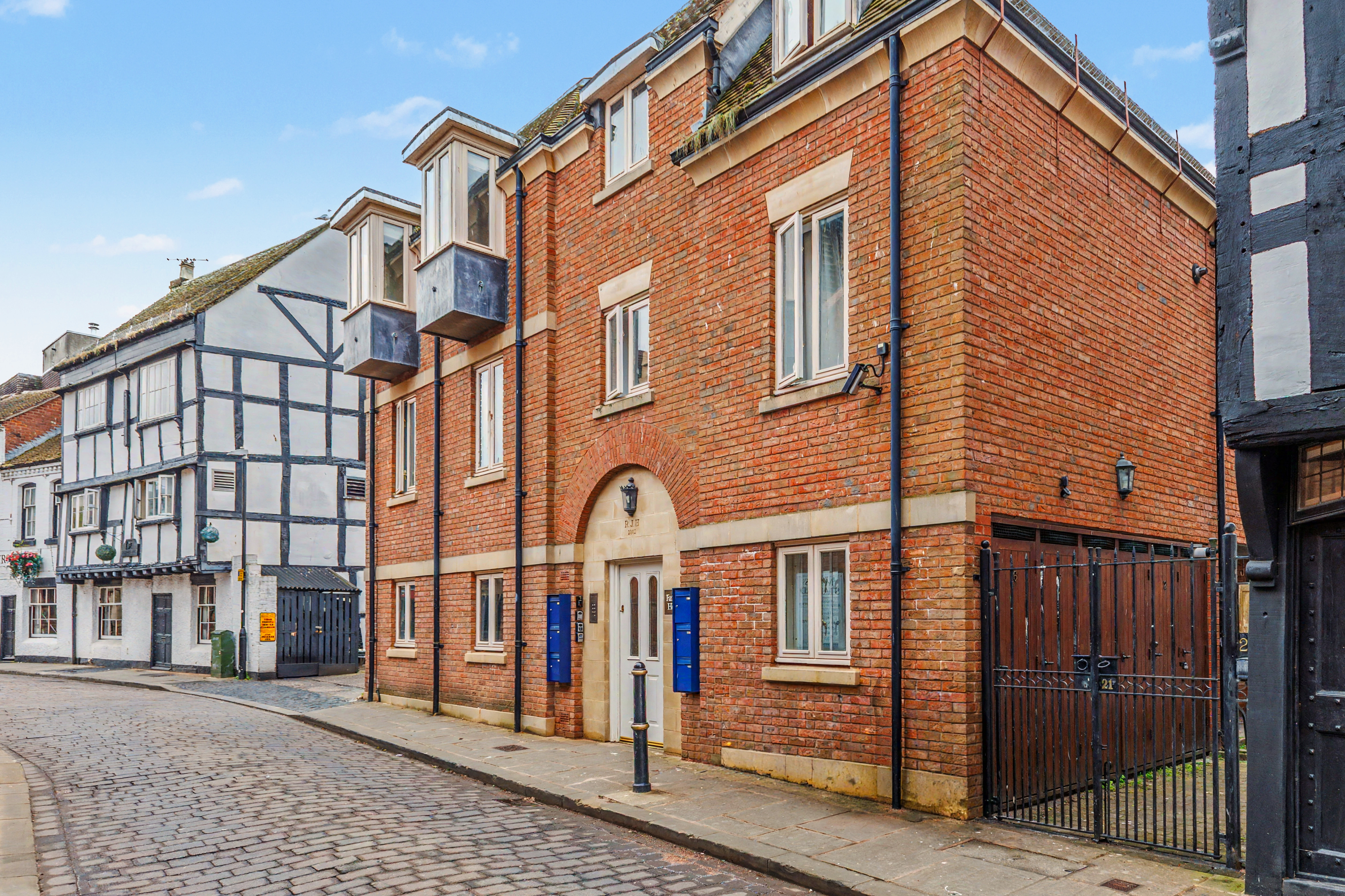 2 bedroom flat for sale, Fairfax House Fish Street, Worcester, WR1