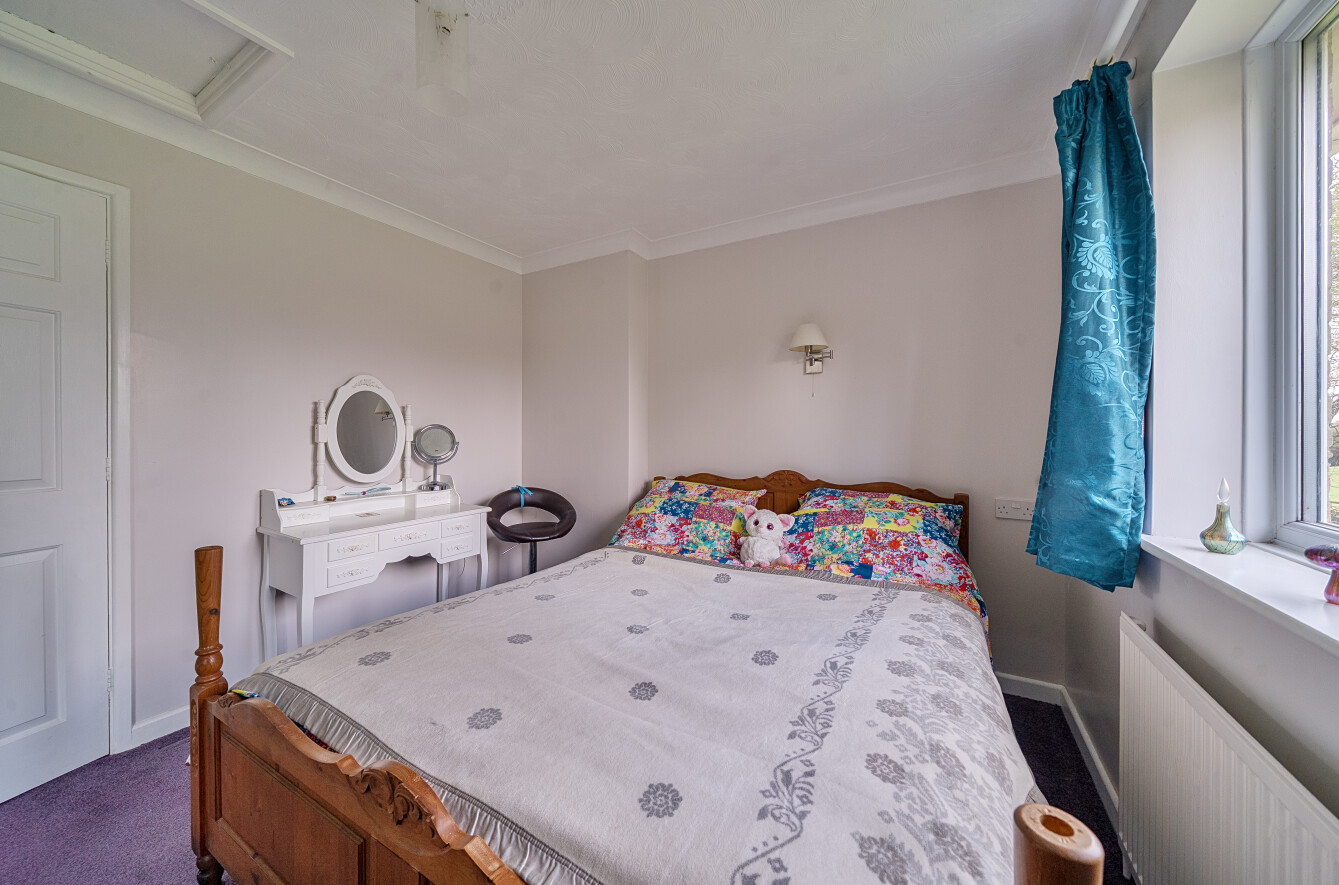 4 bedroom detached bungalow for sale, Aveley Wychend Goatacre Road, Alton, GU34