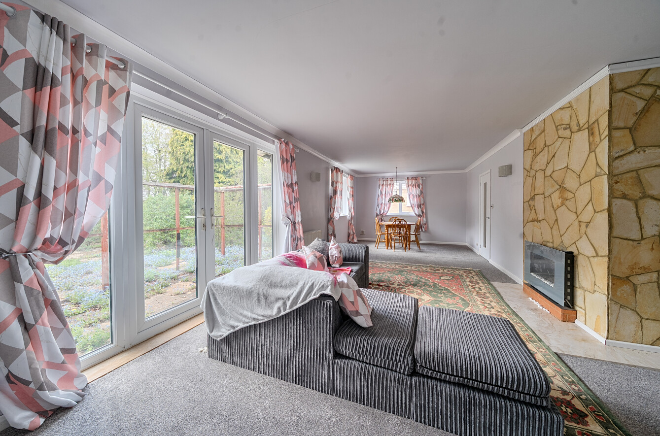 4 bedroom detached bungalow for sale, Aveley Wychend Goatacre Road, Alton, GU34