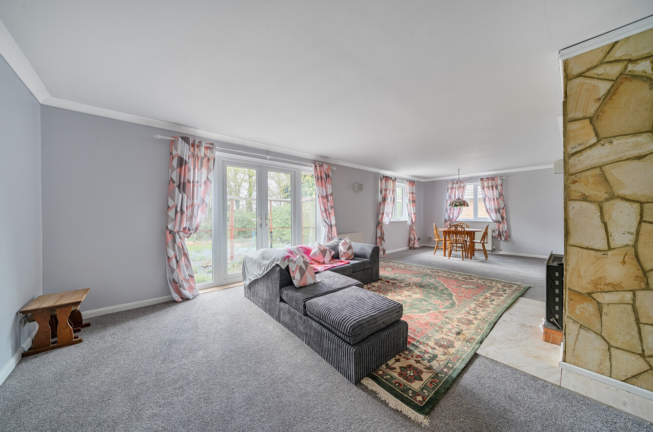 4 bedroom detached bungalow for sale, Aveley Wychend Goatacre Road, Alton, GU34