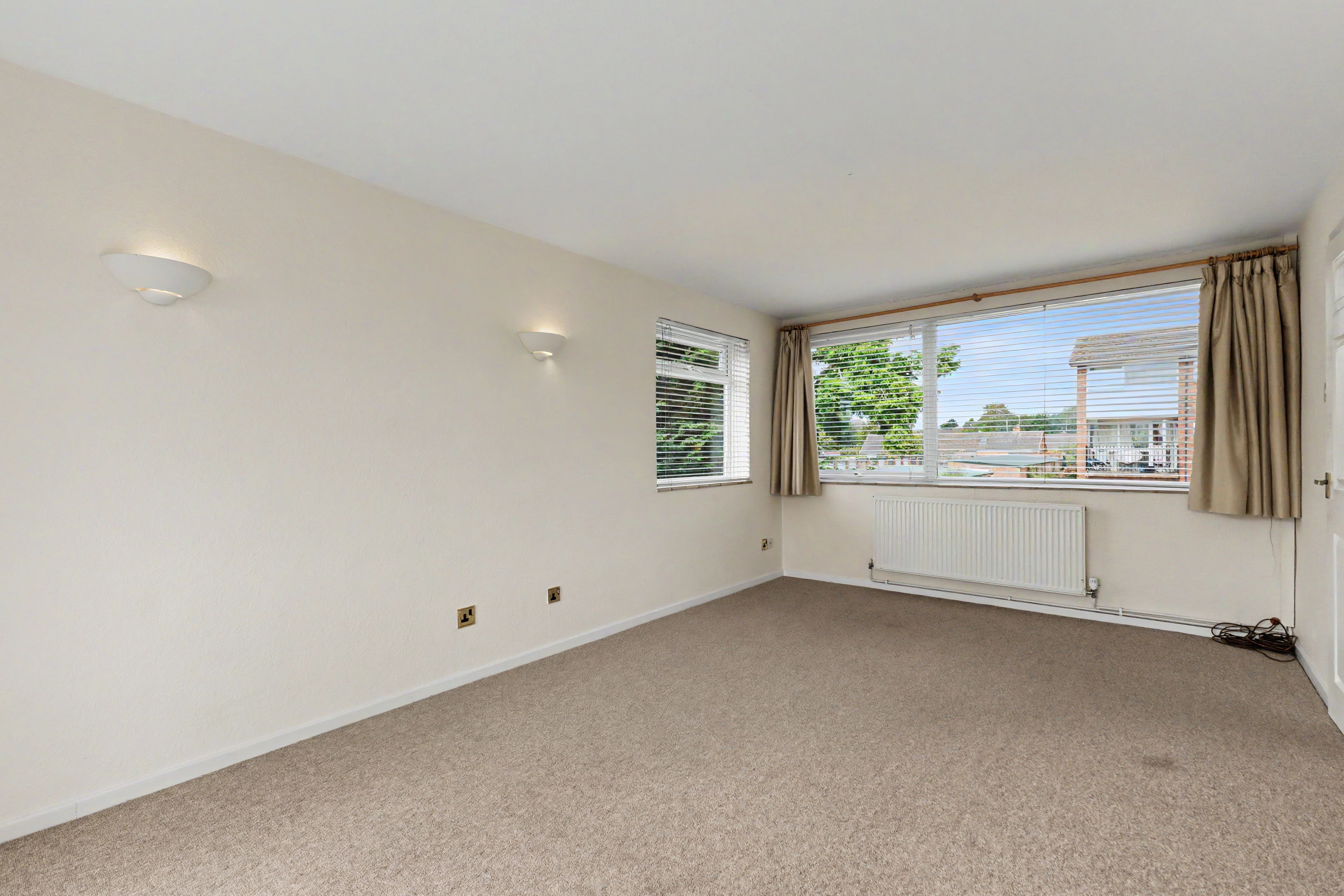 2 bedroom flat for sale, Lea Court Sandfield Road, Stratford-Upon-Avon, CV37