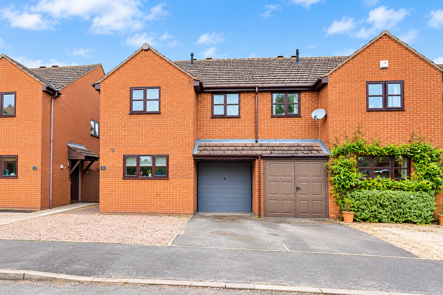 3 bedroom semi detached house for sale, The Squires, Evesham, WR11