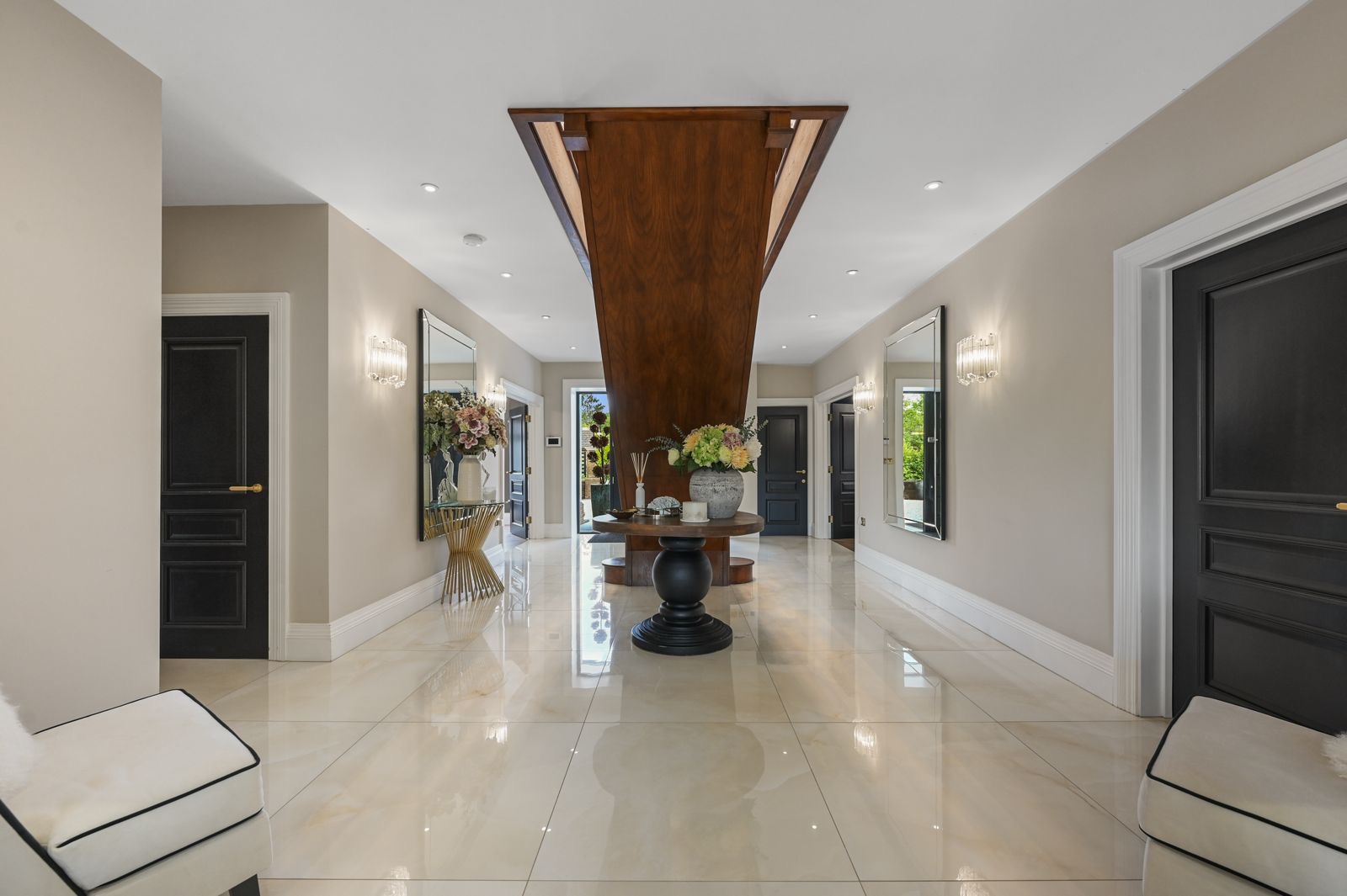 6 bedroom detached house for sale, Dentra Church Road, Billericay, CM11, photo 14 of 20