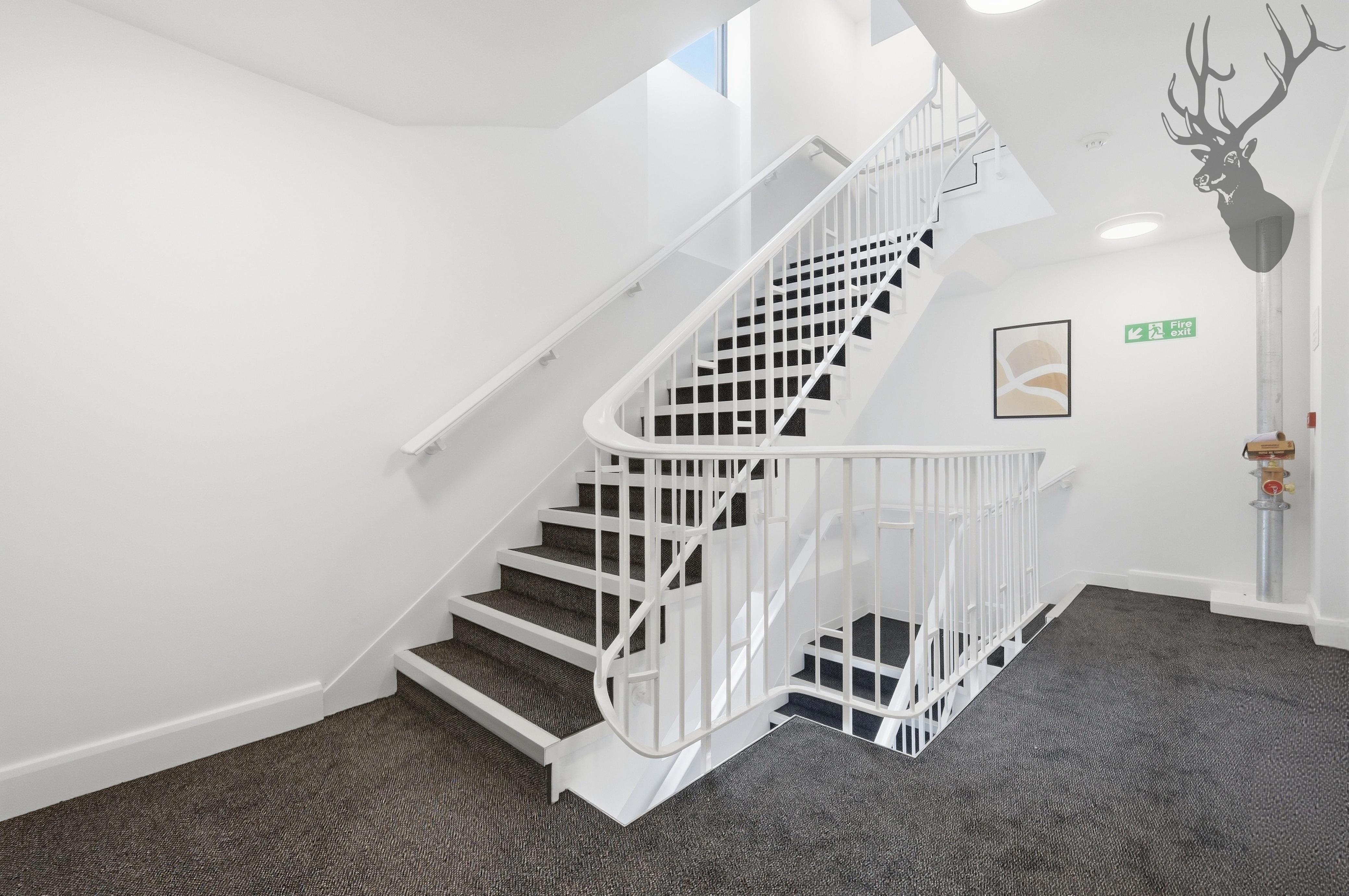 1 bedroom flat for sale, Sergeant House, Woodford Green, IG8, photo 14 of 20