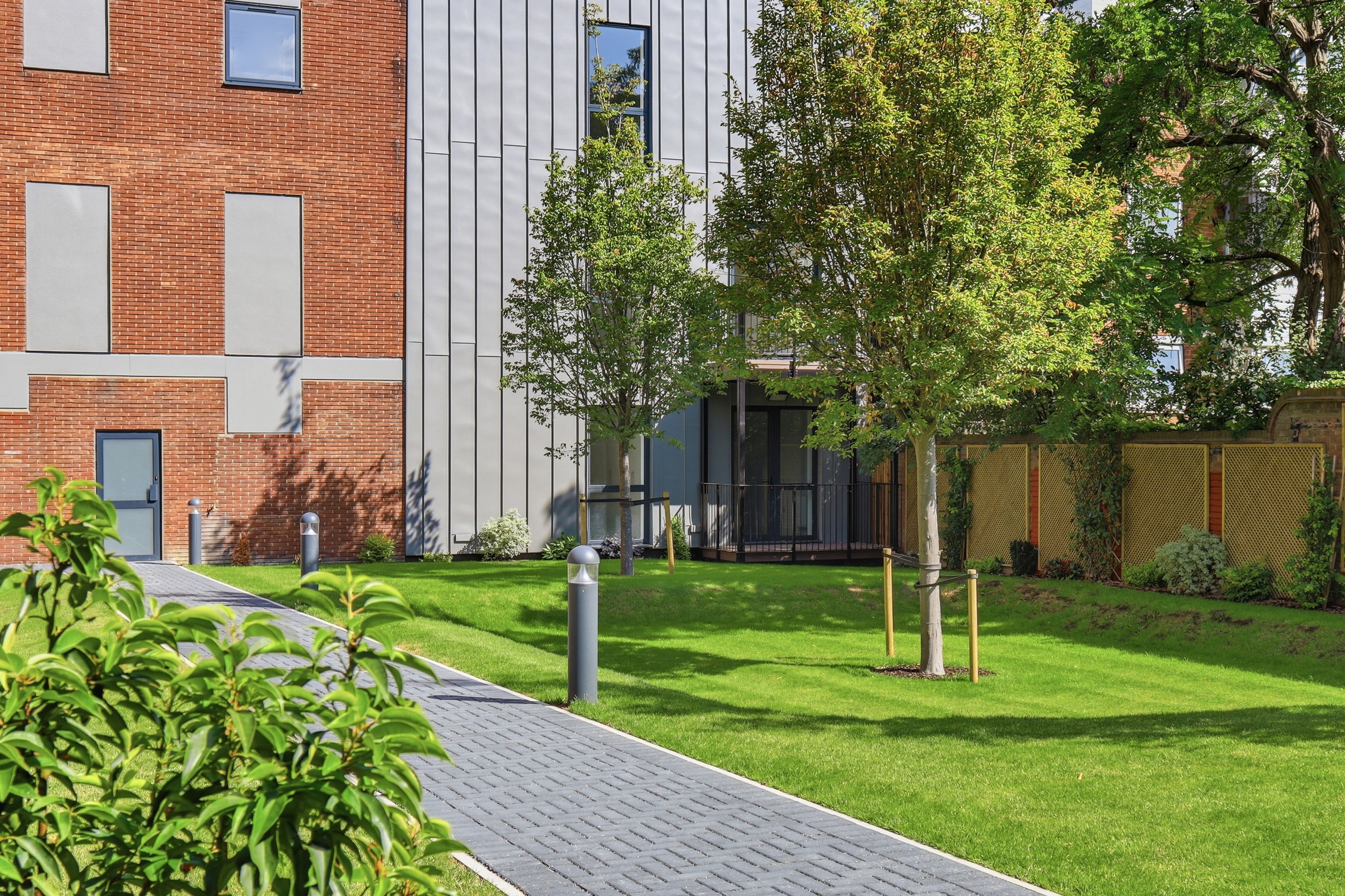 1 bedroom flat for sale, Sergeant House, Woodford Green, IG8, photo 17 of 20