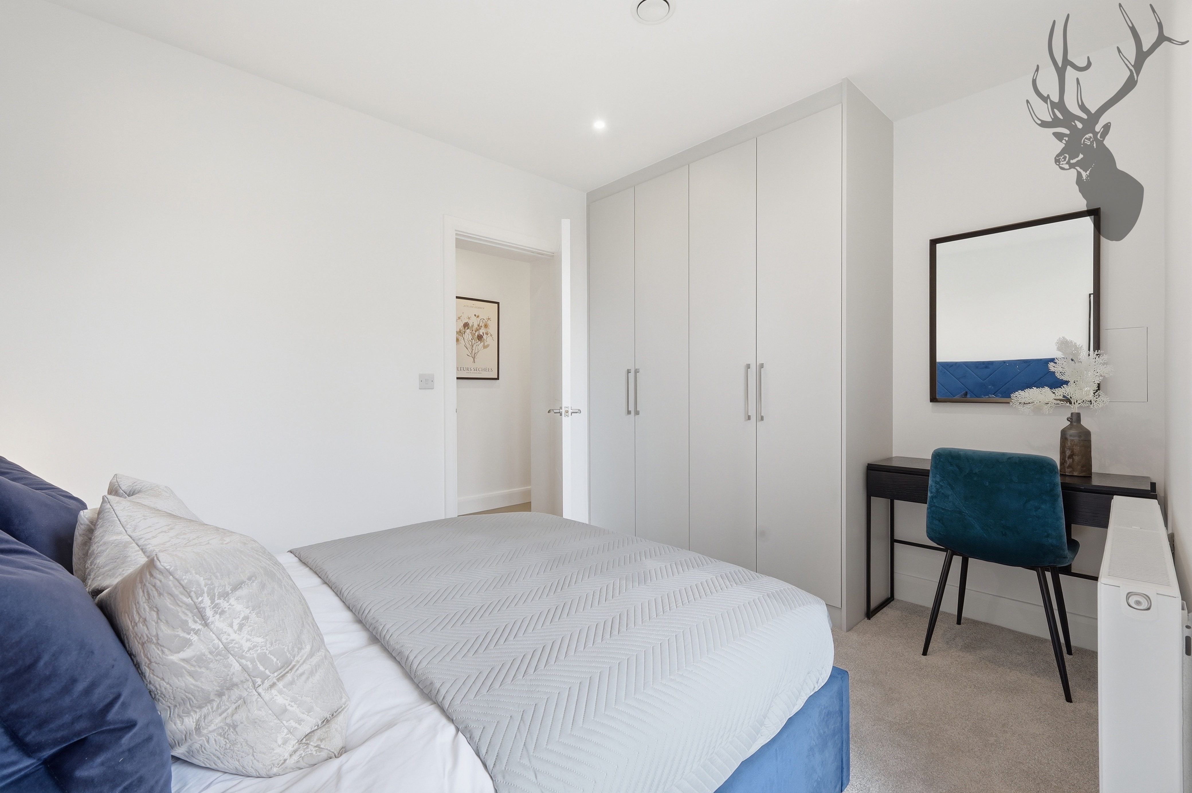 1 bedroom flat for sale, Sergeant House, Woodford Green, IG8, photo 10 of 20