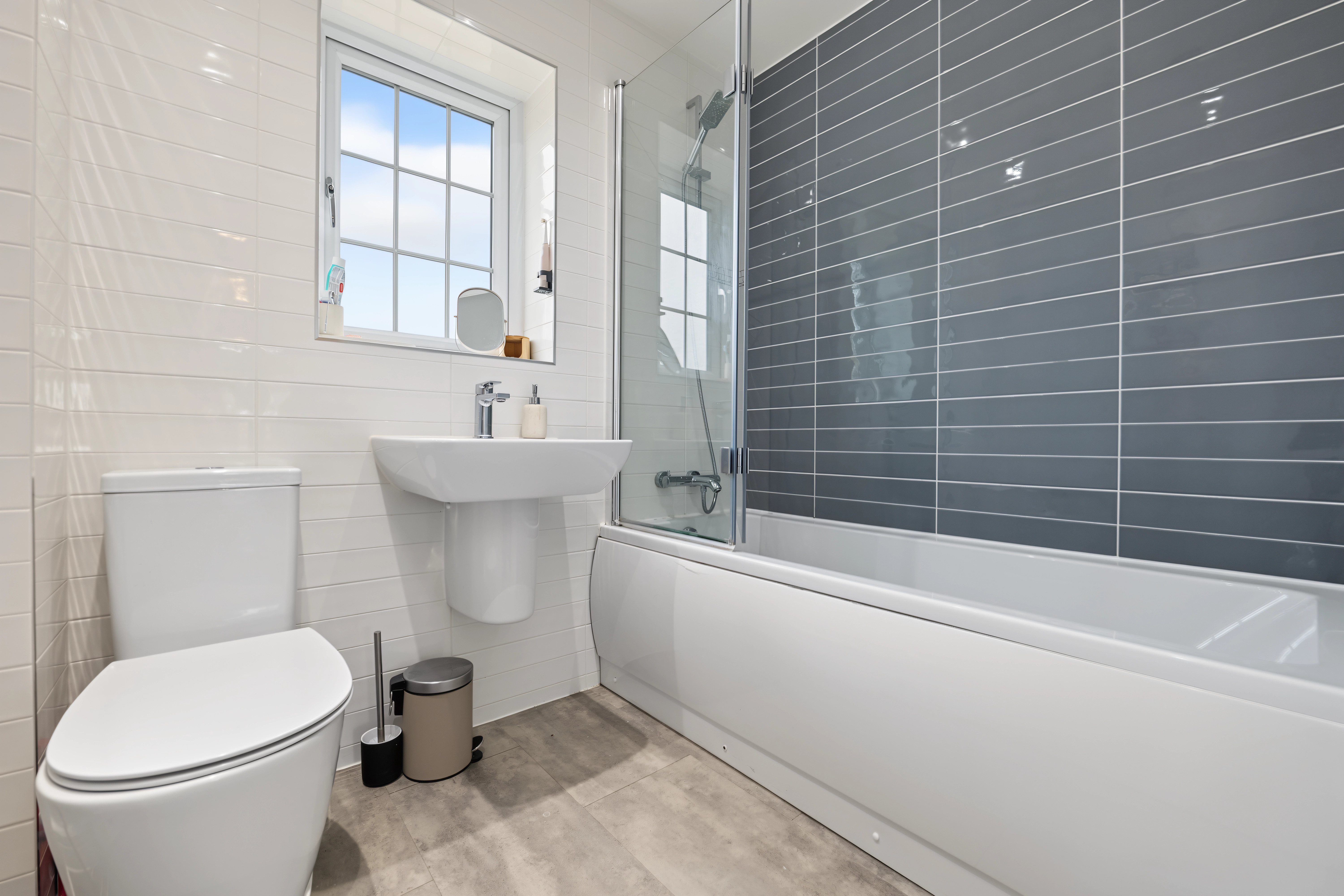 4 bedroom semi detached house for sale, Steeplechase Way, Market Harborough, LE16