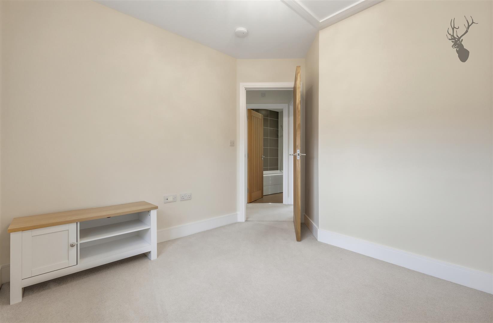 2 bedroom apartment for sale, Theydon Mews Station Approach, Epping, CM16, photo 9 of 12
