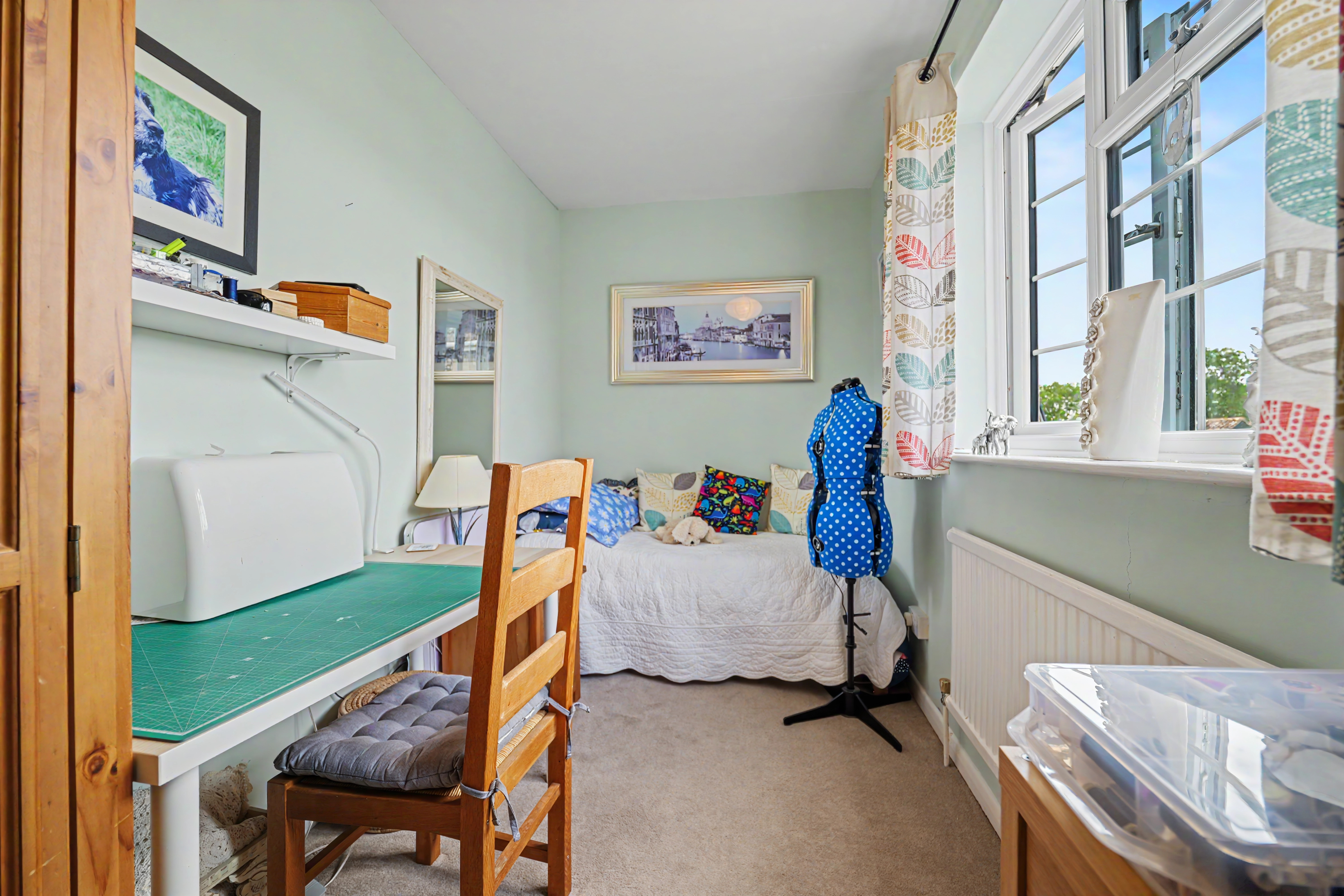 4 bedroom detached house for sale, Hall Close, Market Harborough, LE16