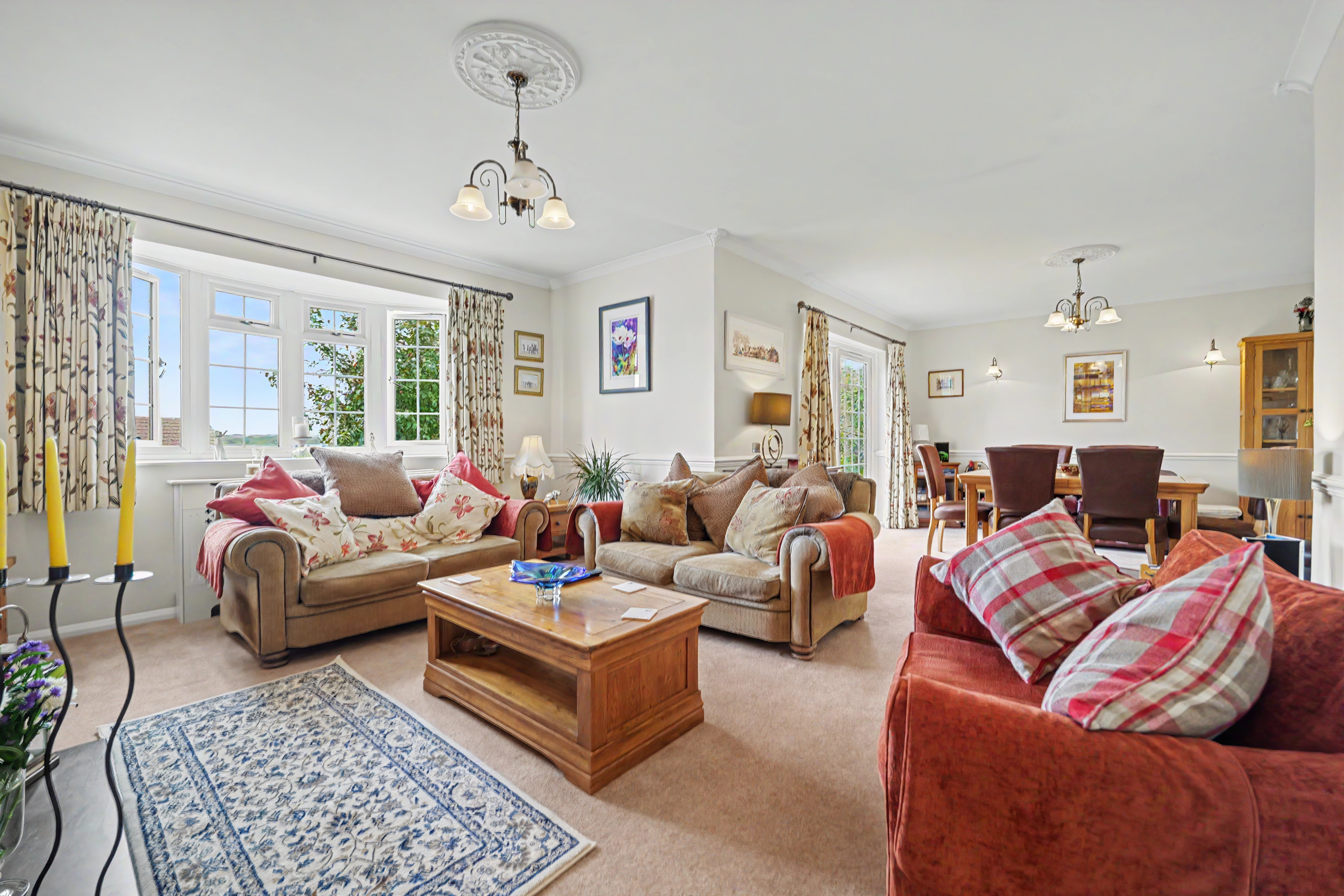 4 bedroom detached house for sale, Hall Close, Market Harborough, LE16