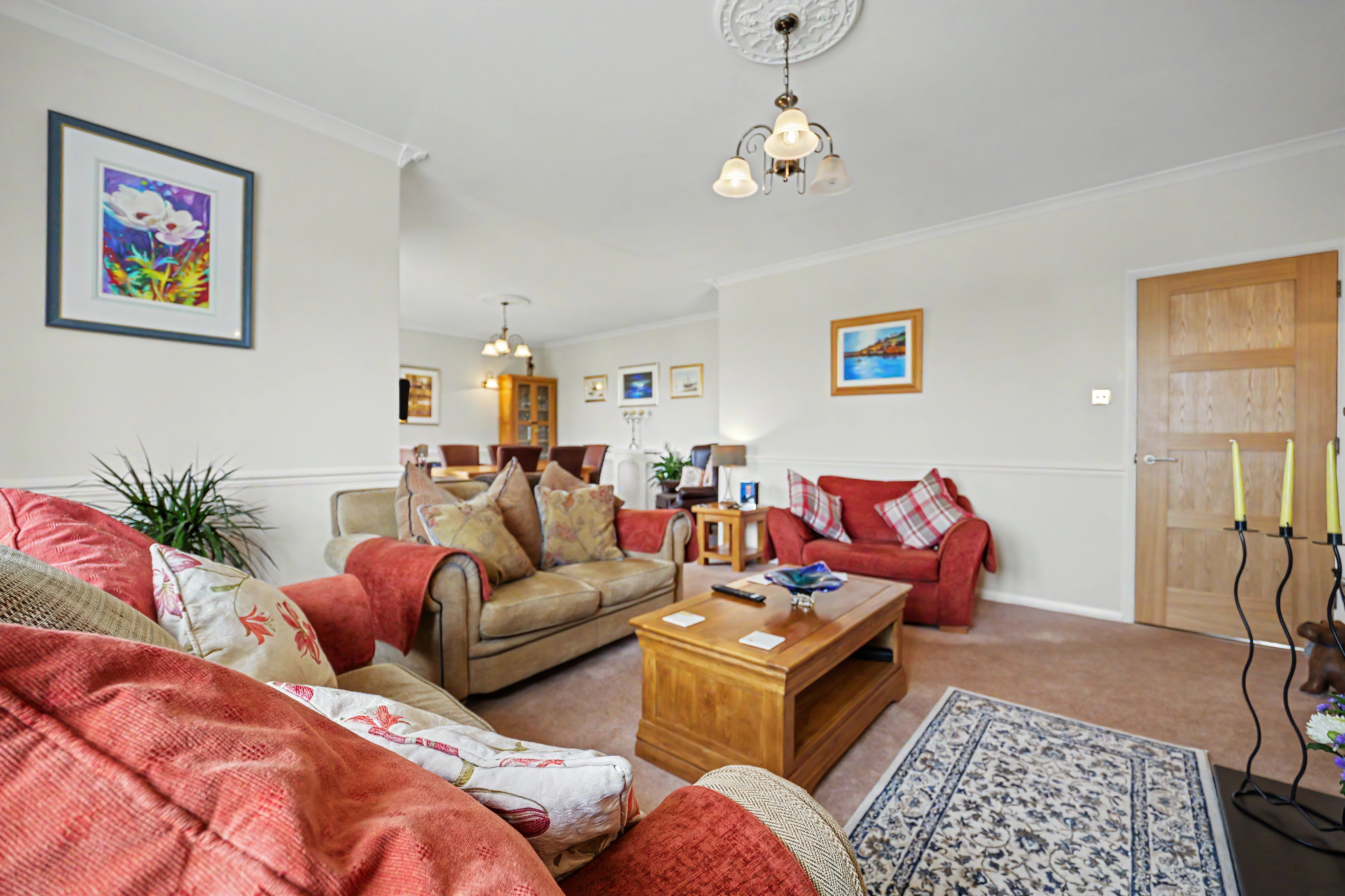 4 bedroom detached house for sale, Hall Close, Market Harborough, LE16