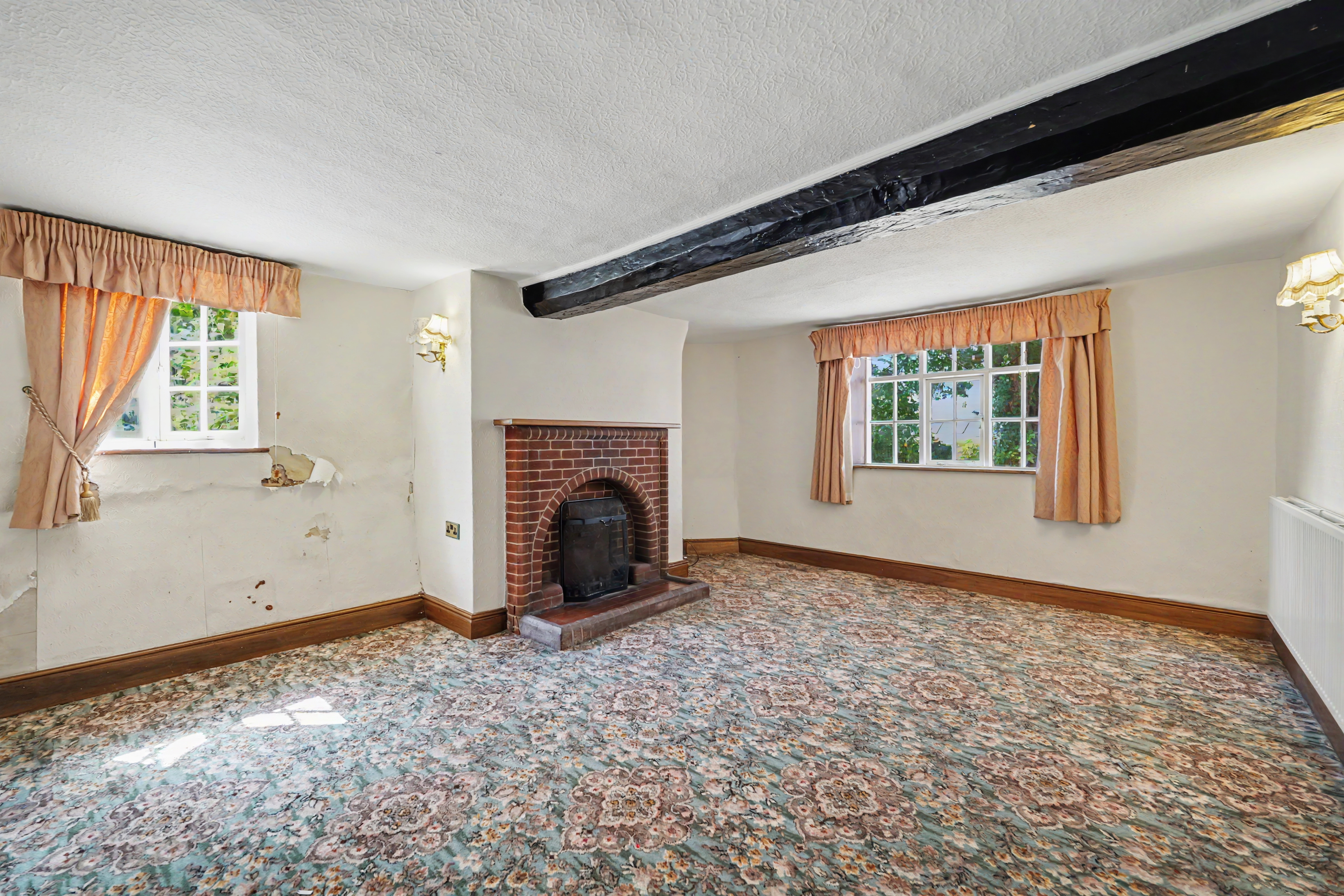 4 bedroom detached house for sale, Yew Tree Farm Main Street, Leicester, LE8