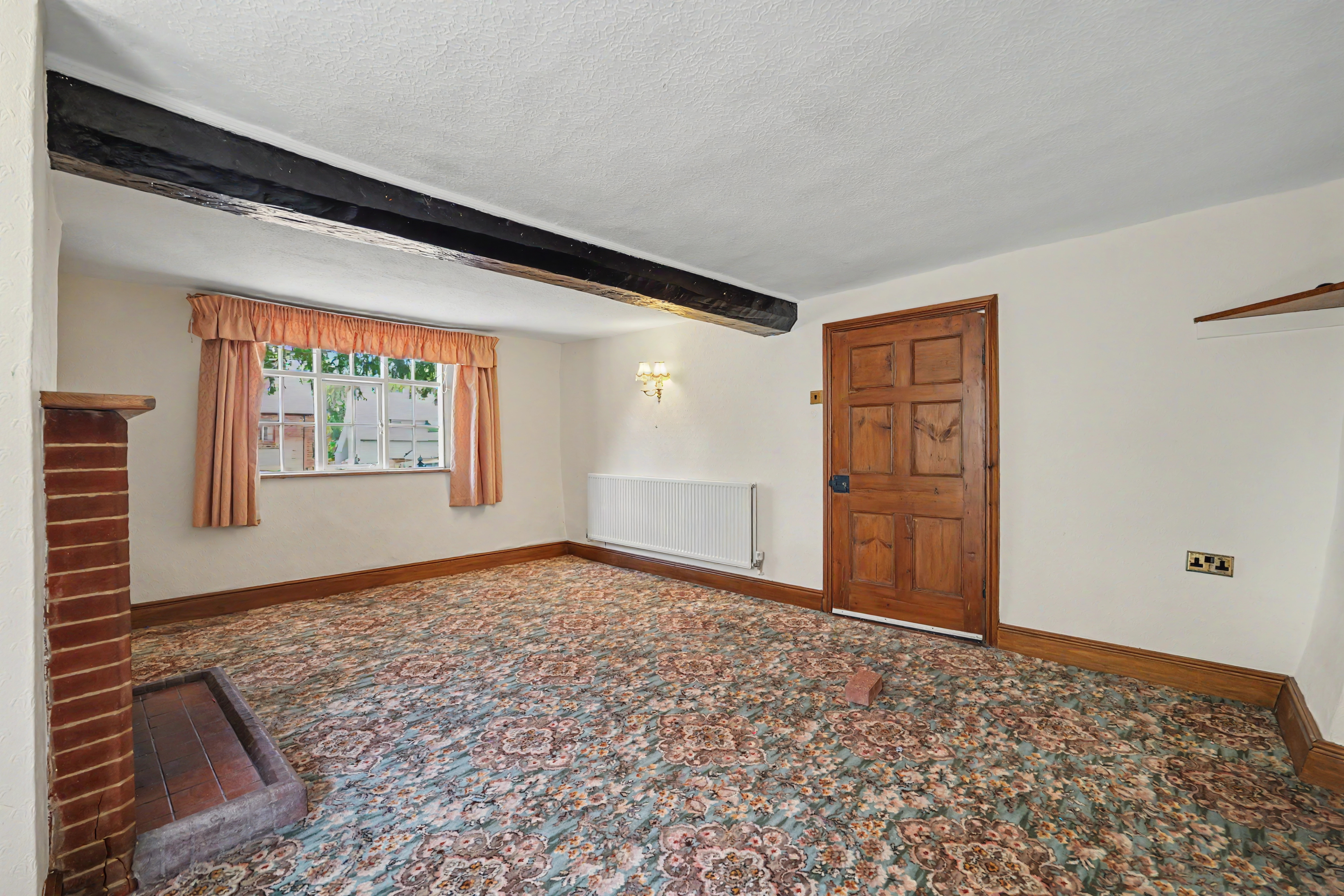 4 bedroom detached house for sale, Yew Tree Farm Main Street, Leicester, LE8