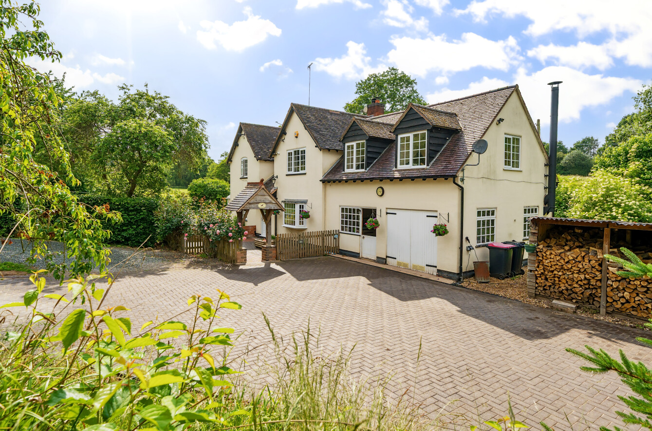 5 bedroom detached house for sale, Rawn Hill Cottage, Atherstone, CV9