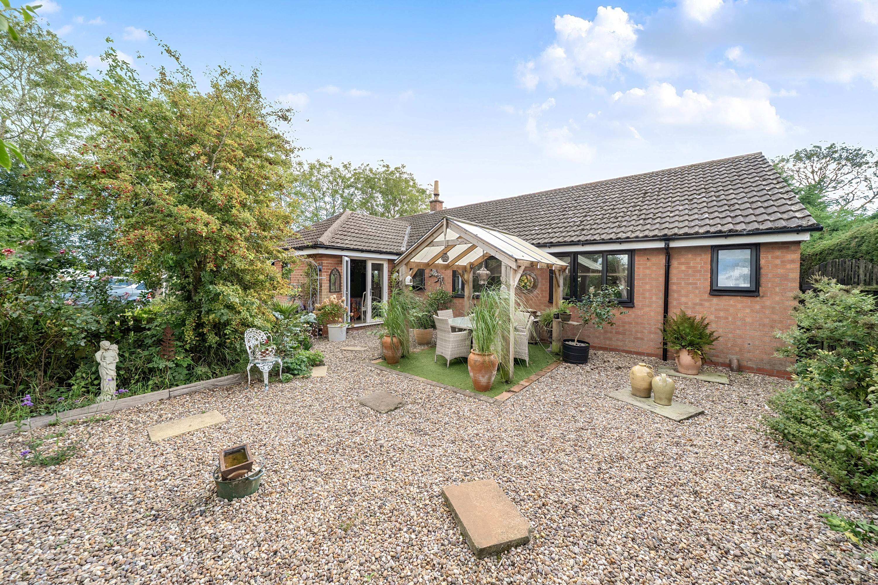 4 bedroom bungalow for sale, Springfield Farm Long Gate, Louth, LN11
