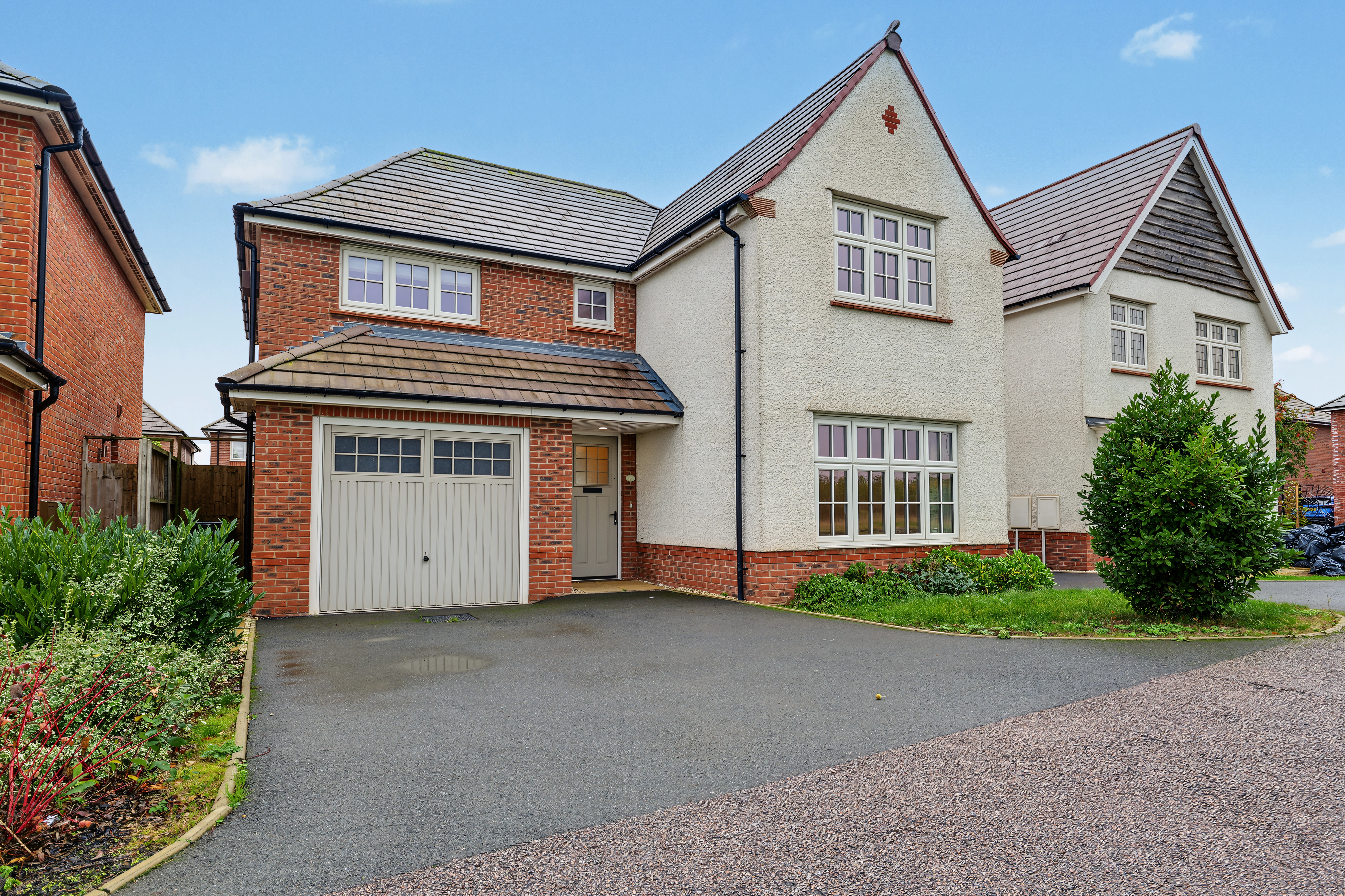 4 bedroom detached house for sale, Augustus Close, Nuneaton, CV11