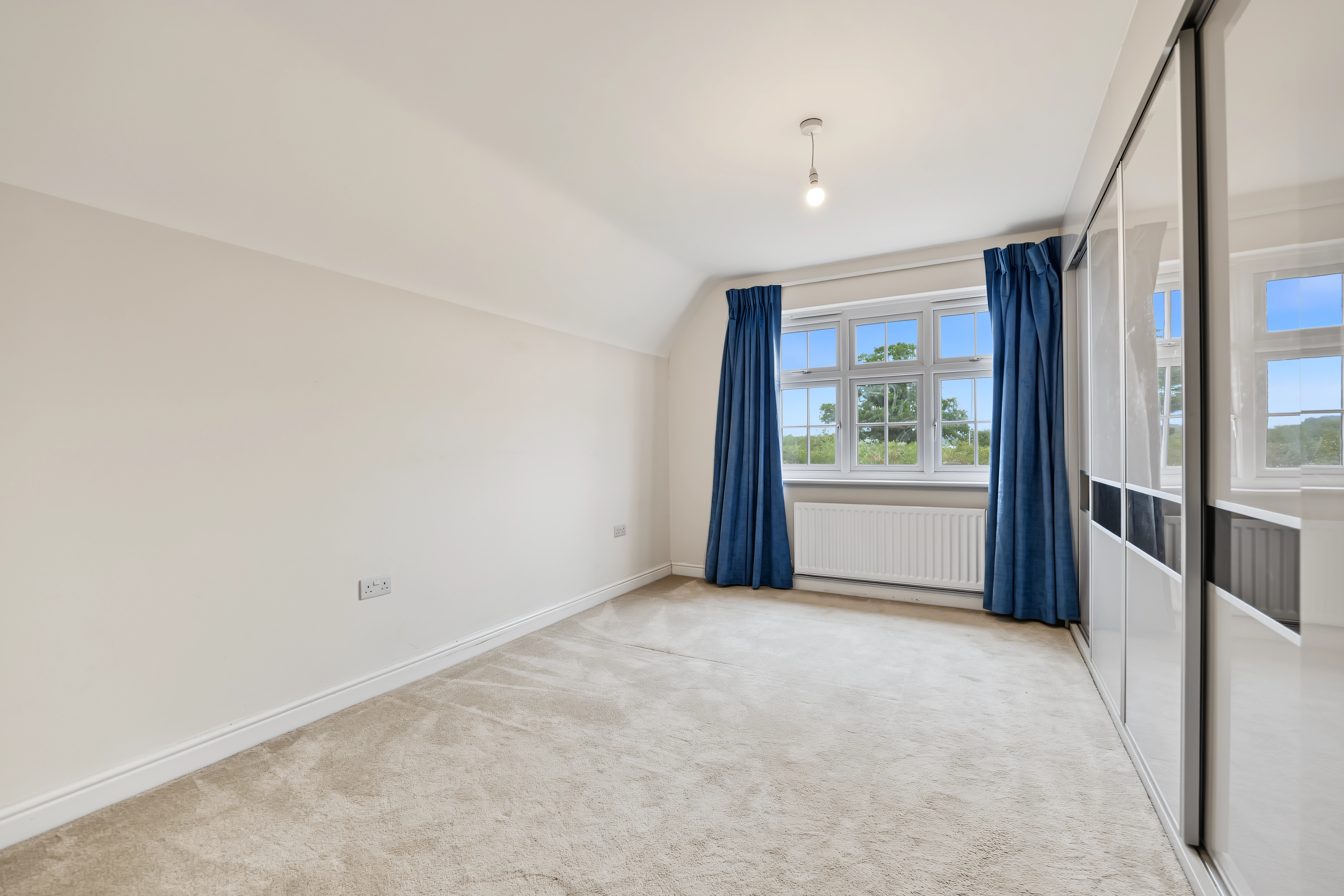 4 bedroom detached house for sale, Augustus Close, Nuneaton, CV11