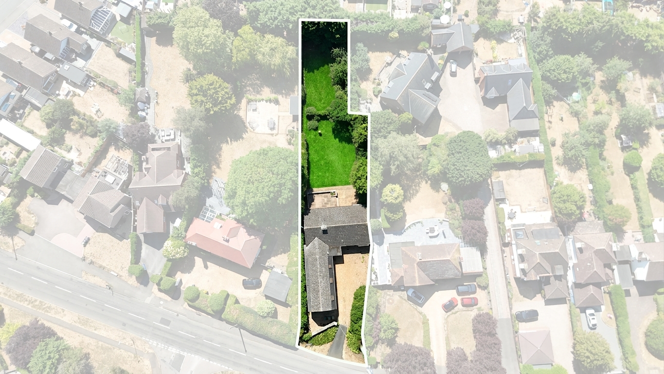 4 bedroom detached house for sale, Doddington Road, Northampton, NN6