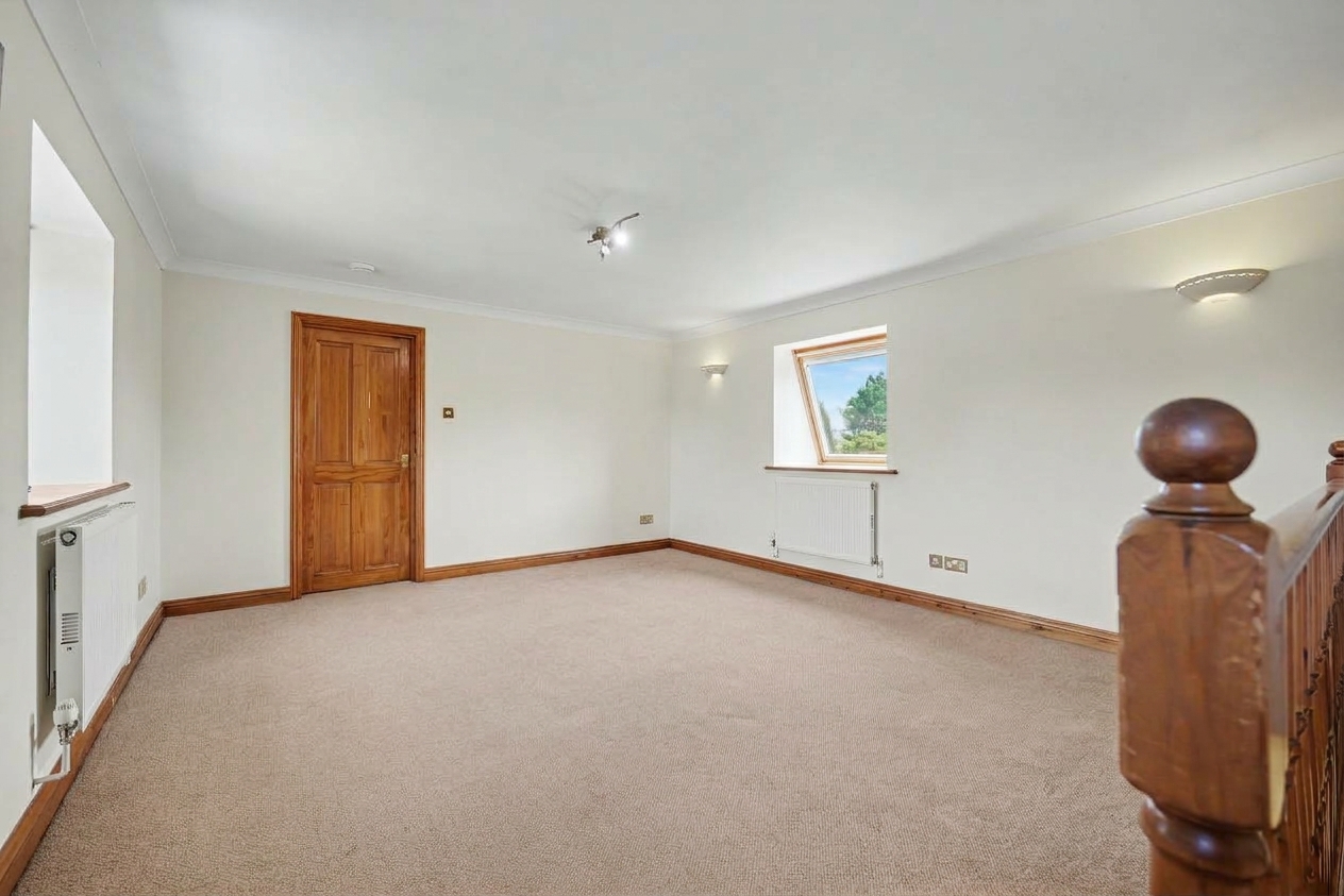 4 bedroom detached house for sale, Doddington Road, Northampton, NN6