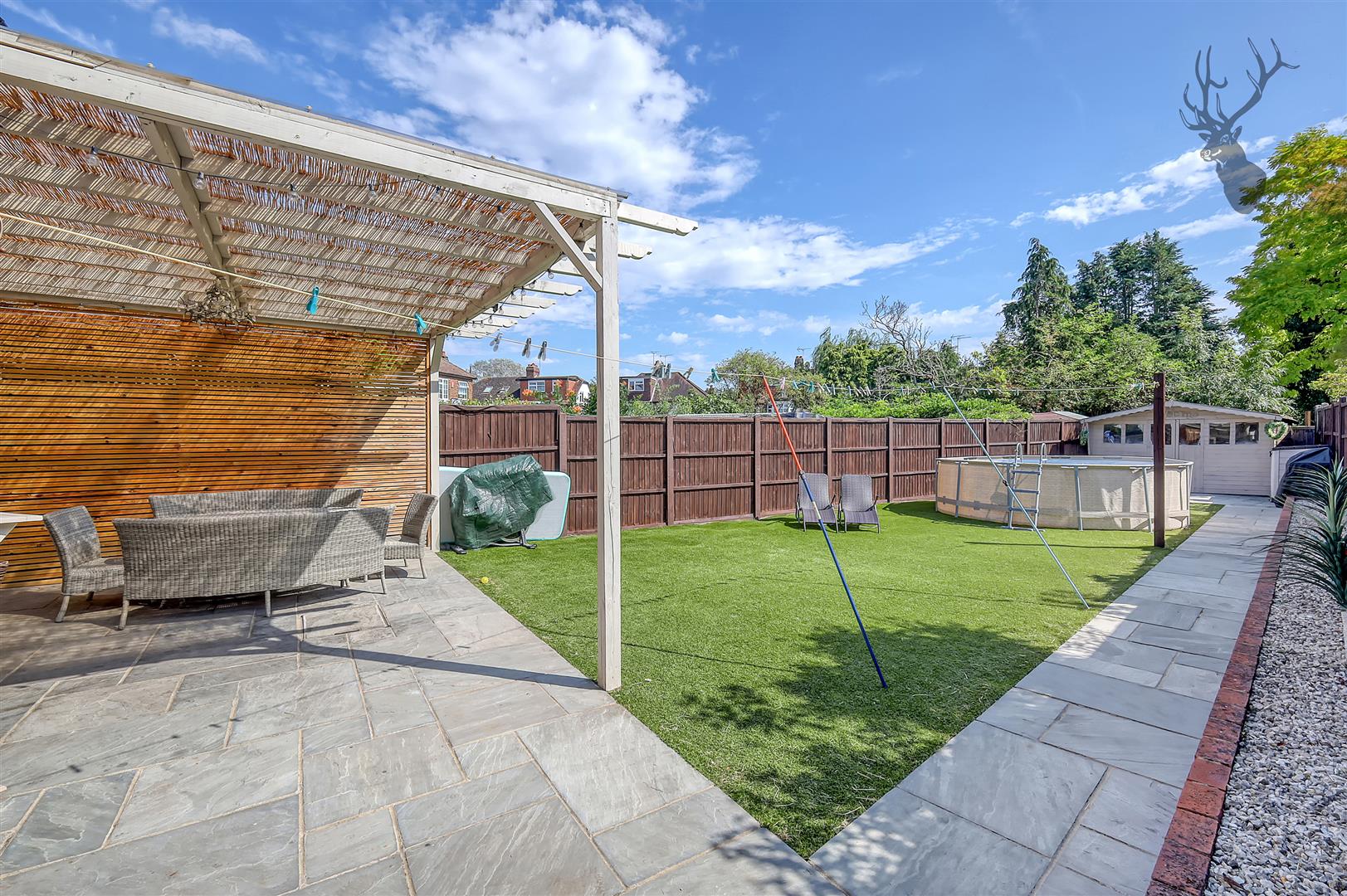 4 bedroom semi detached house for sale, Fairlight Avenue, London, E4, photo 2