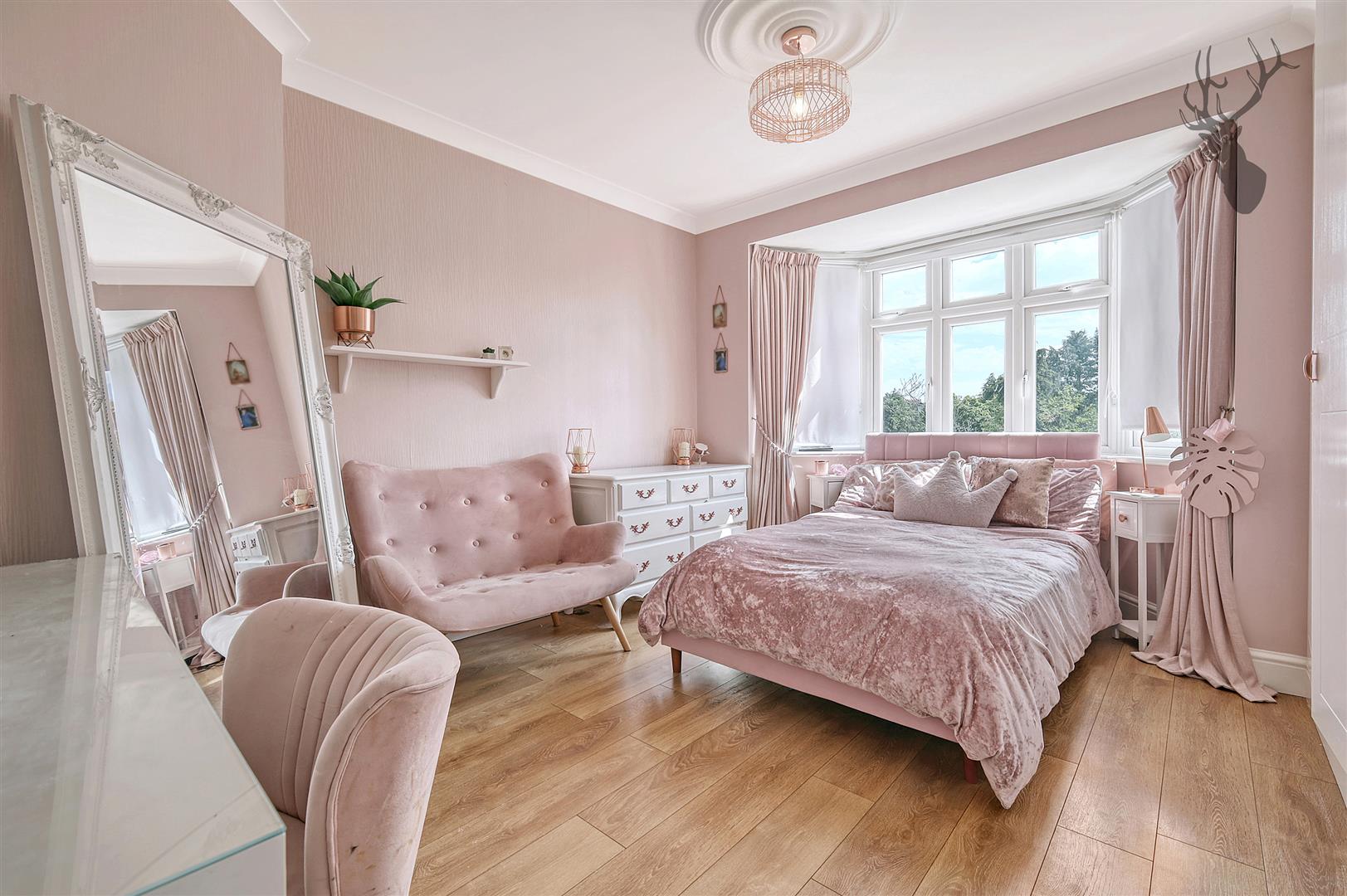 4 bedroom semi detached house for sale, Fairlight Avenue, London, E4, photo 13 of 20