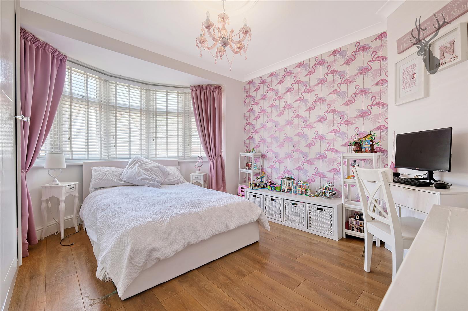 4 bedroom semi detached house for sale, Fairlight Avenue, London, E4, photo 15 of 20