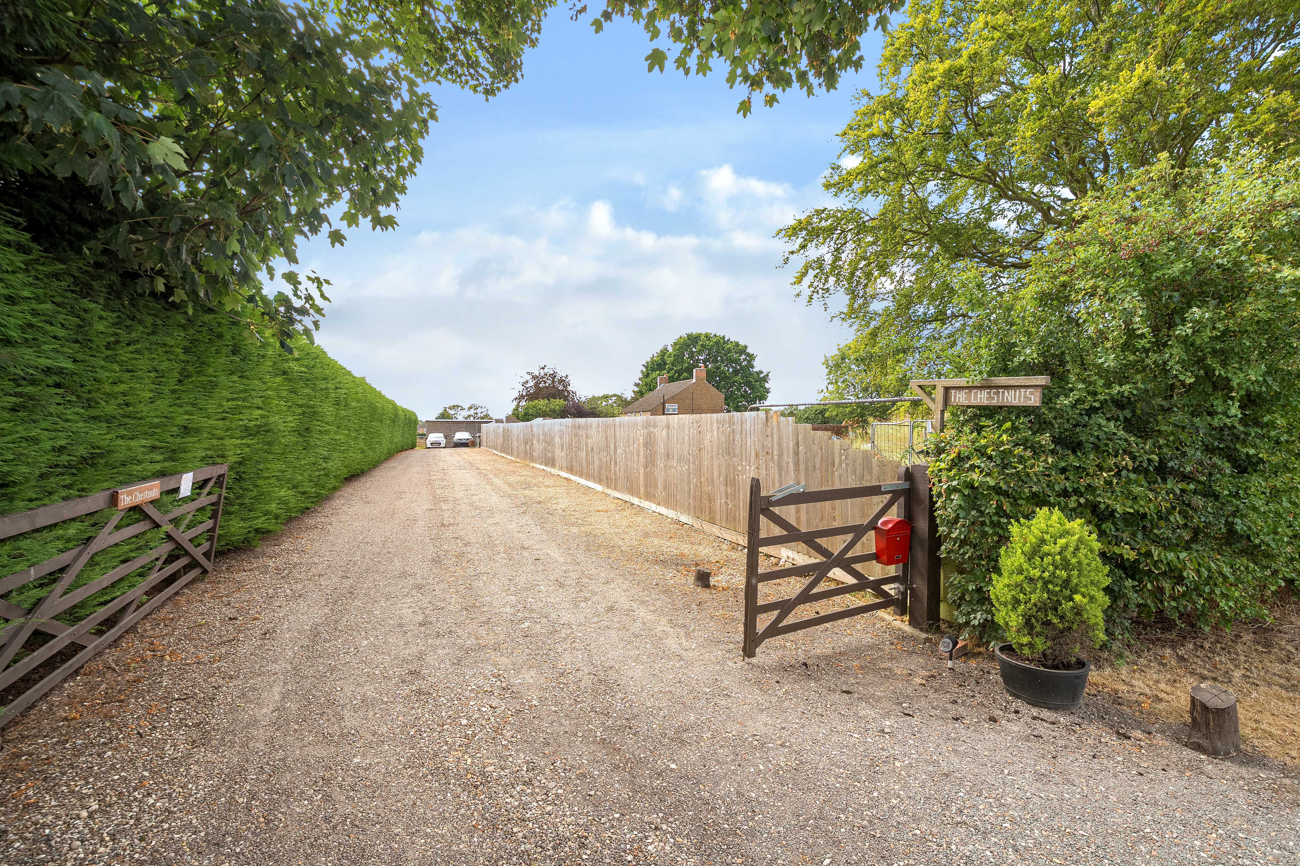 4 bedroom detached house for sale, The Chestnuts, Louth, LN11