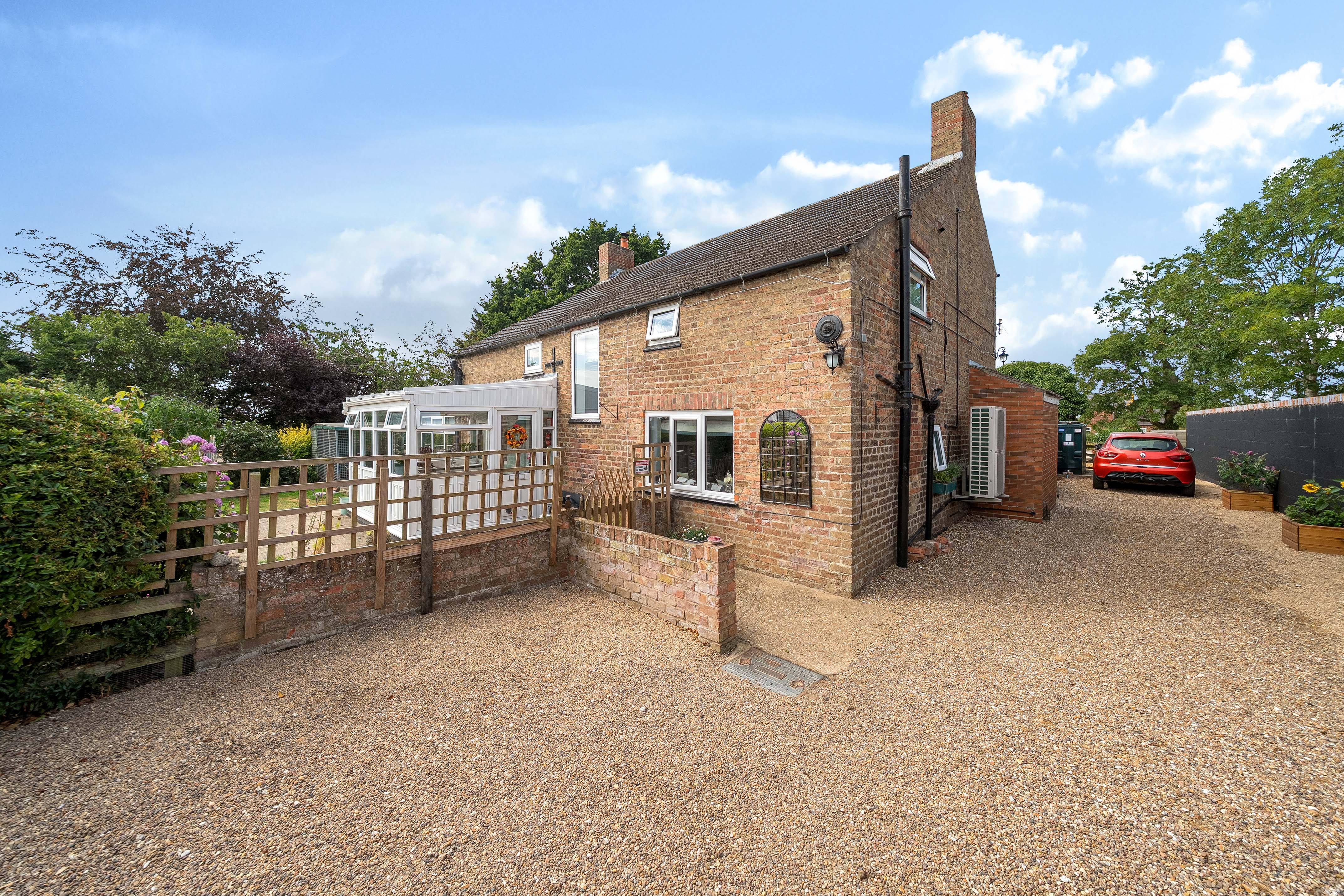 4 bedroom detached house for sale, The Chestnuts, Louth, LN11