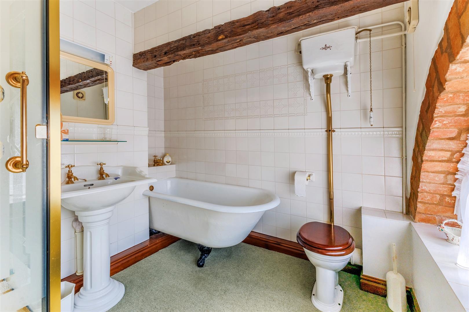 4 bedroom semi detached house for sale, Twinton Orchard Barn Pershore Road, Pershore, WR10